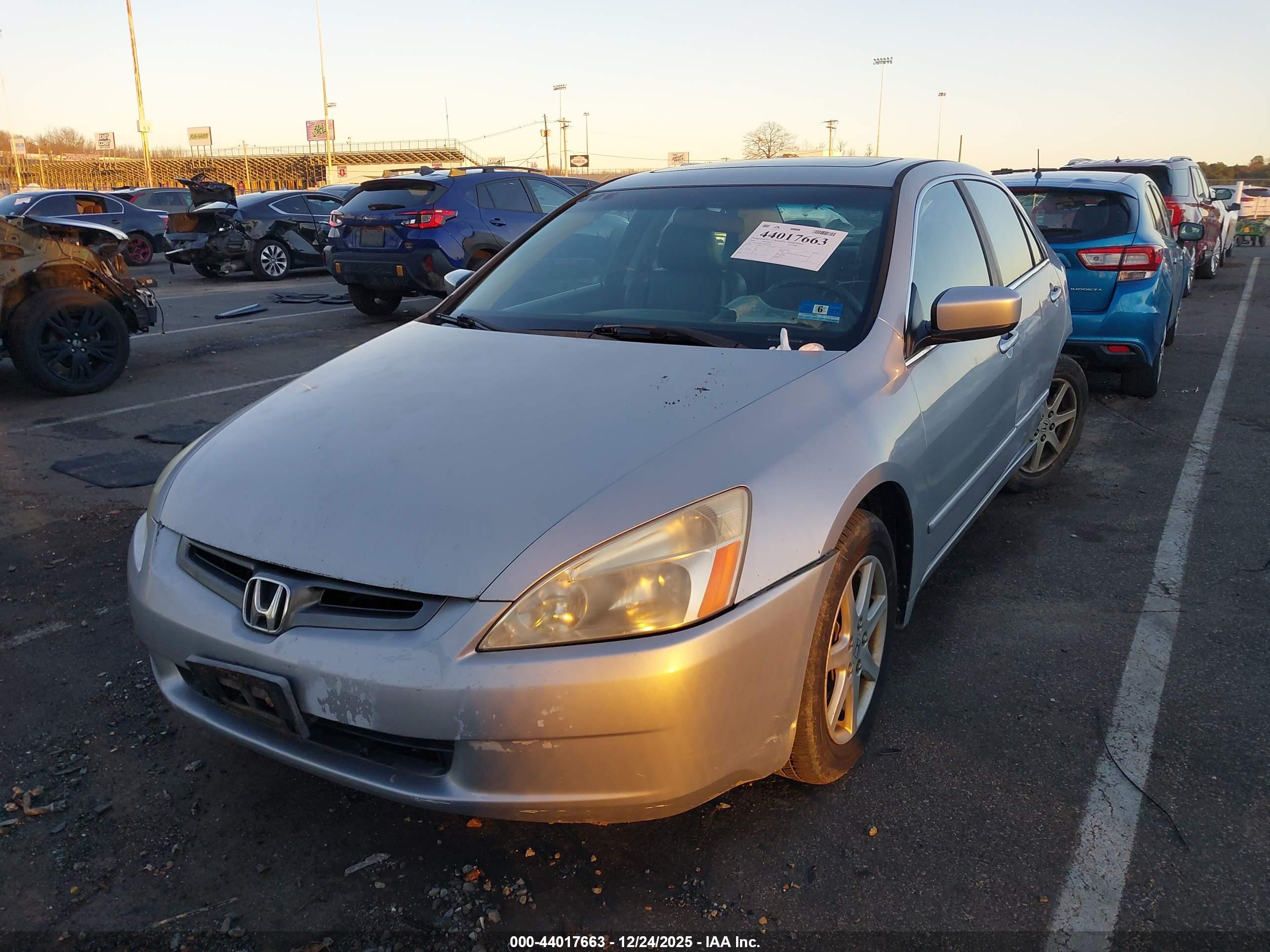 HONDA ACCORD image 2