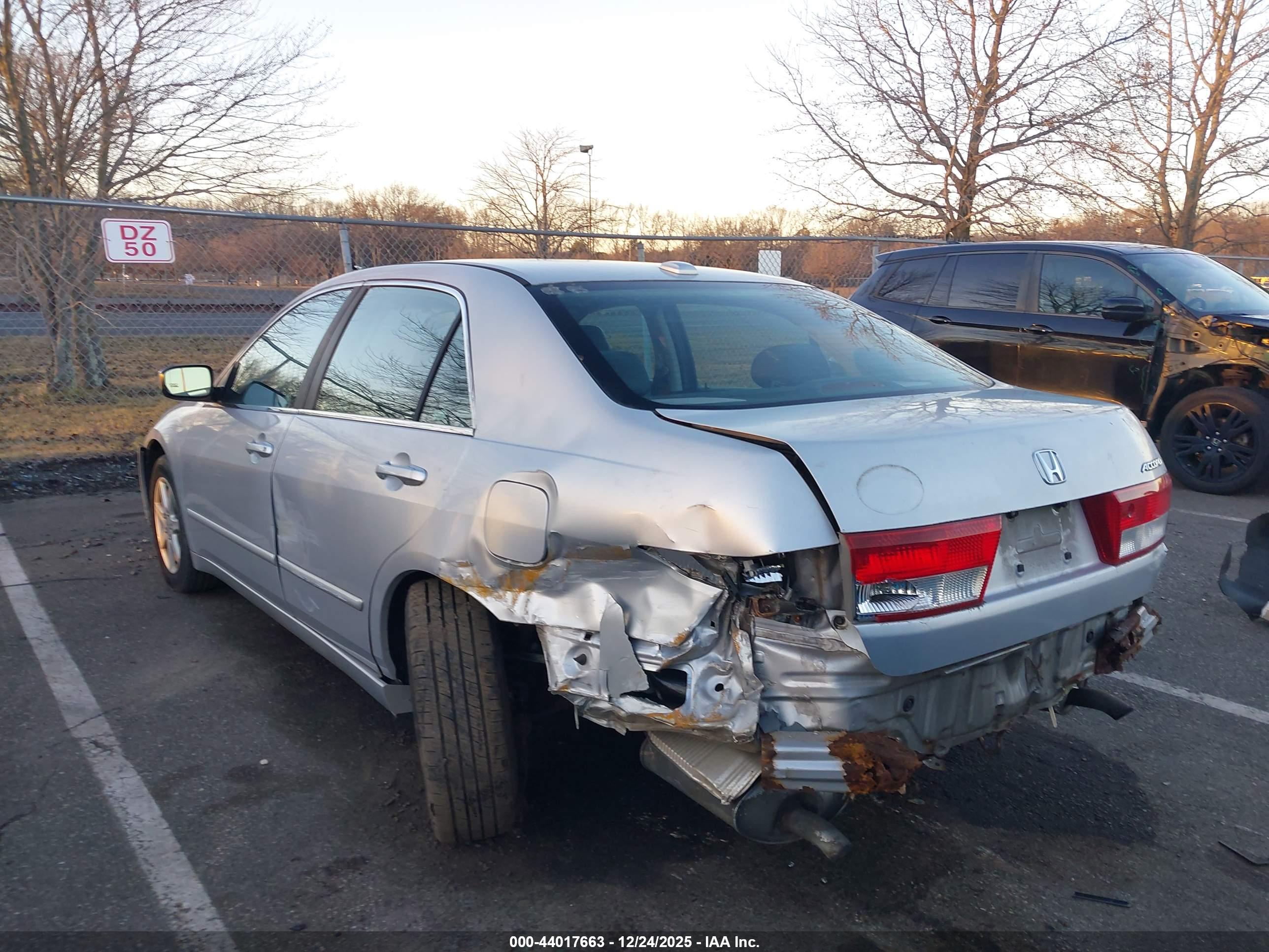 HONDA ACCORD image 6