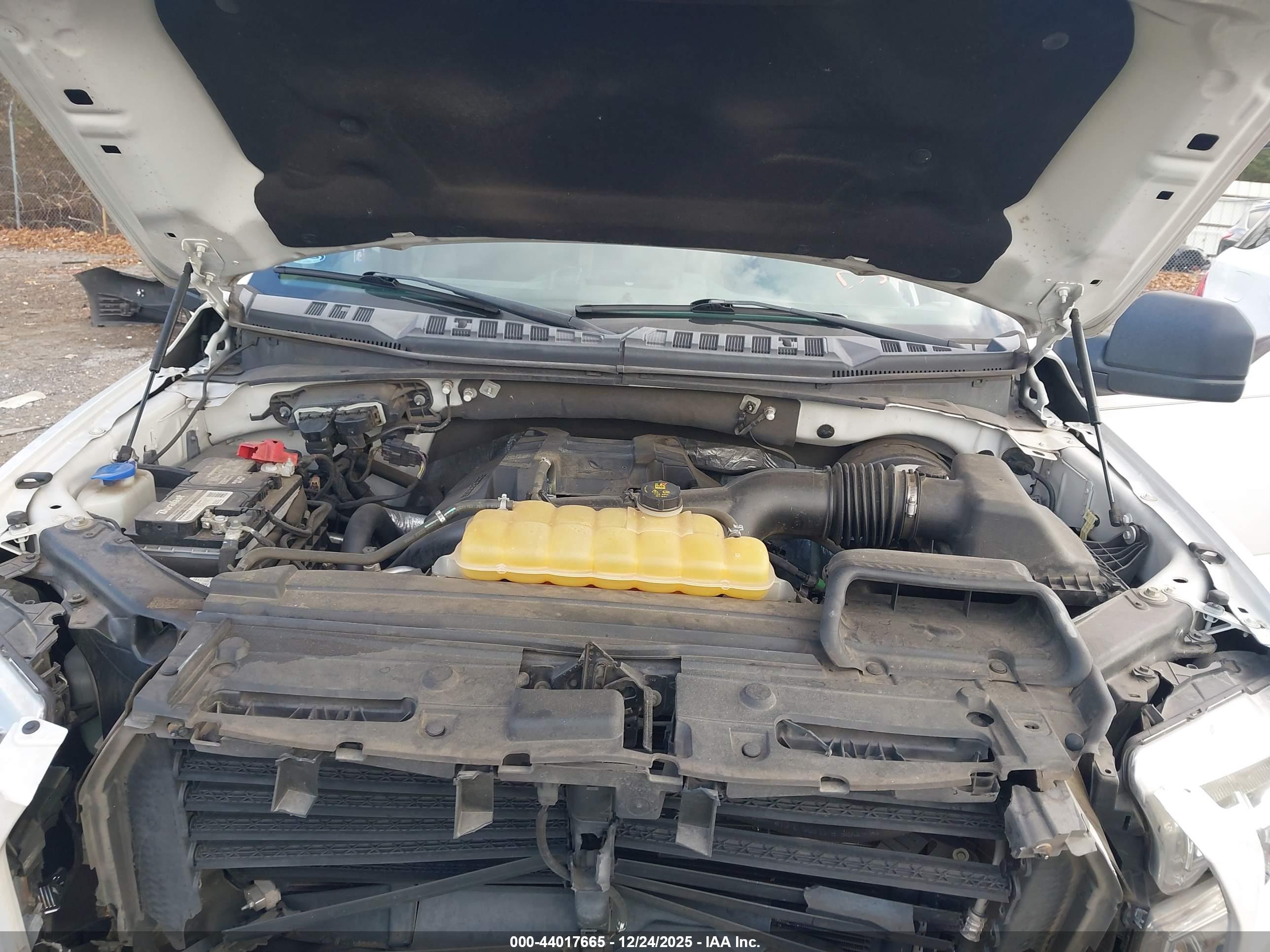 FORD F-150 image 10