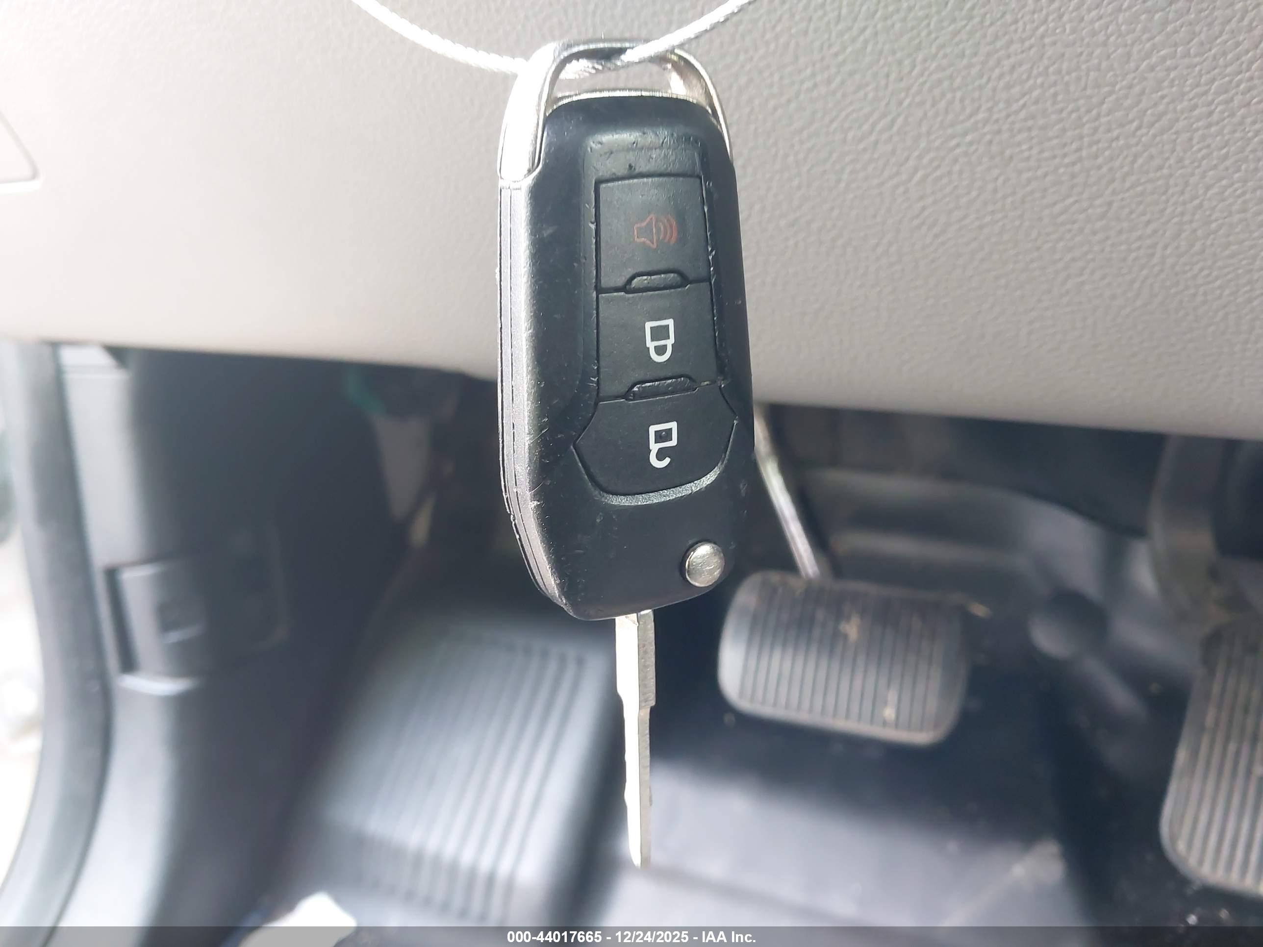 FORD F-150 image 11
