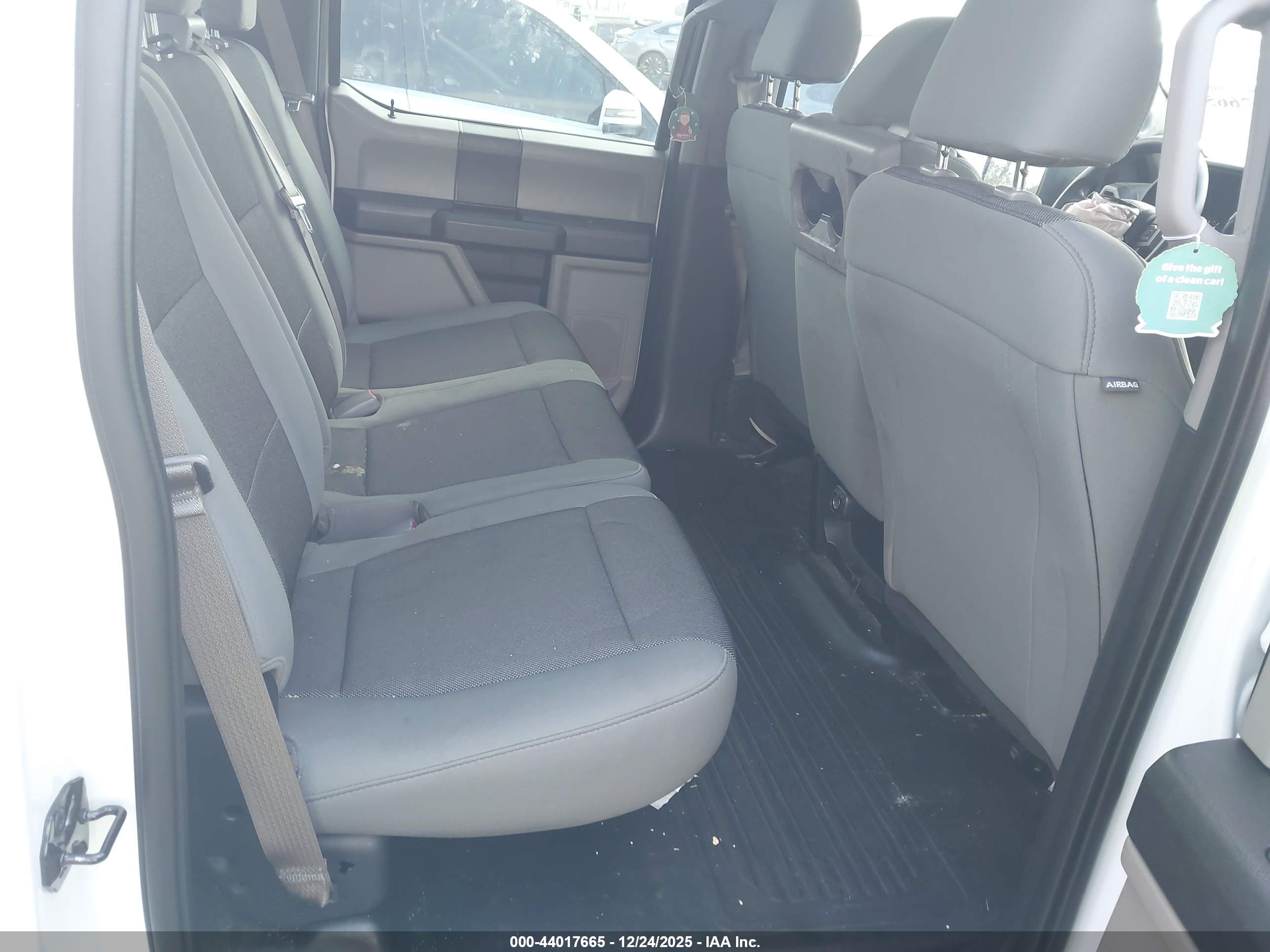 FORD F-150 image 8