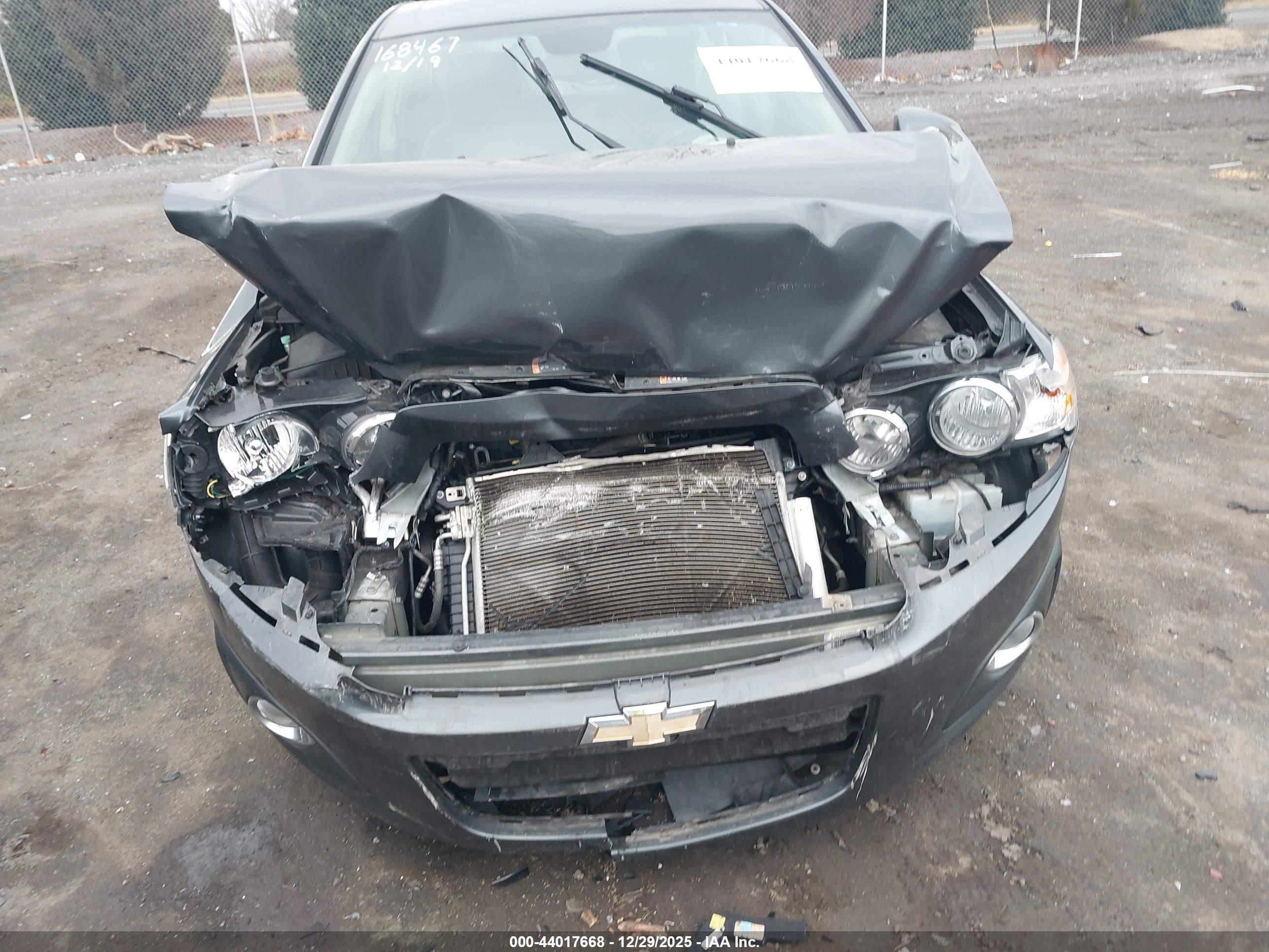 CHEVROLET SONIC image 6
