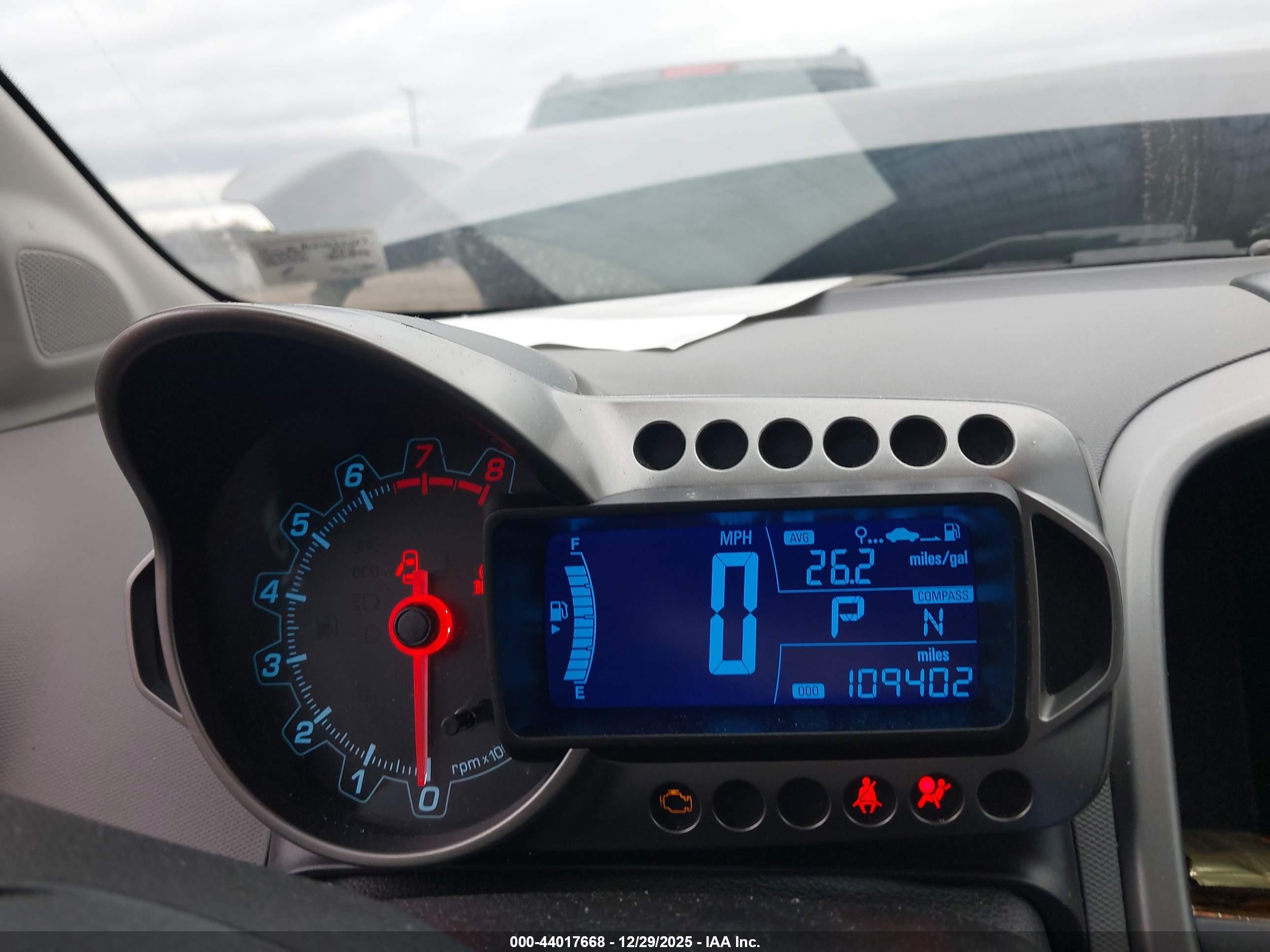 CHEVROLET SONIC image 7