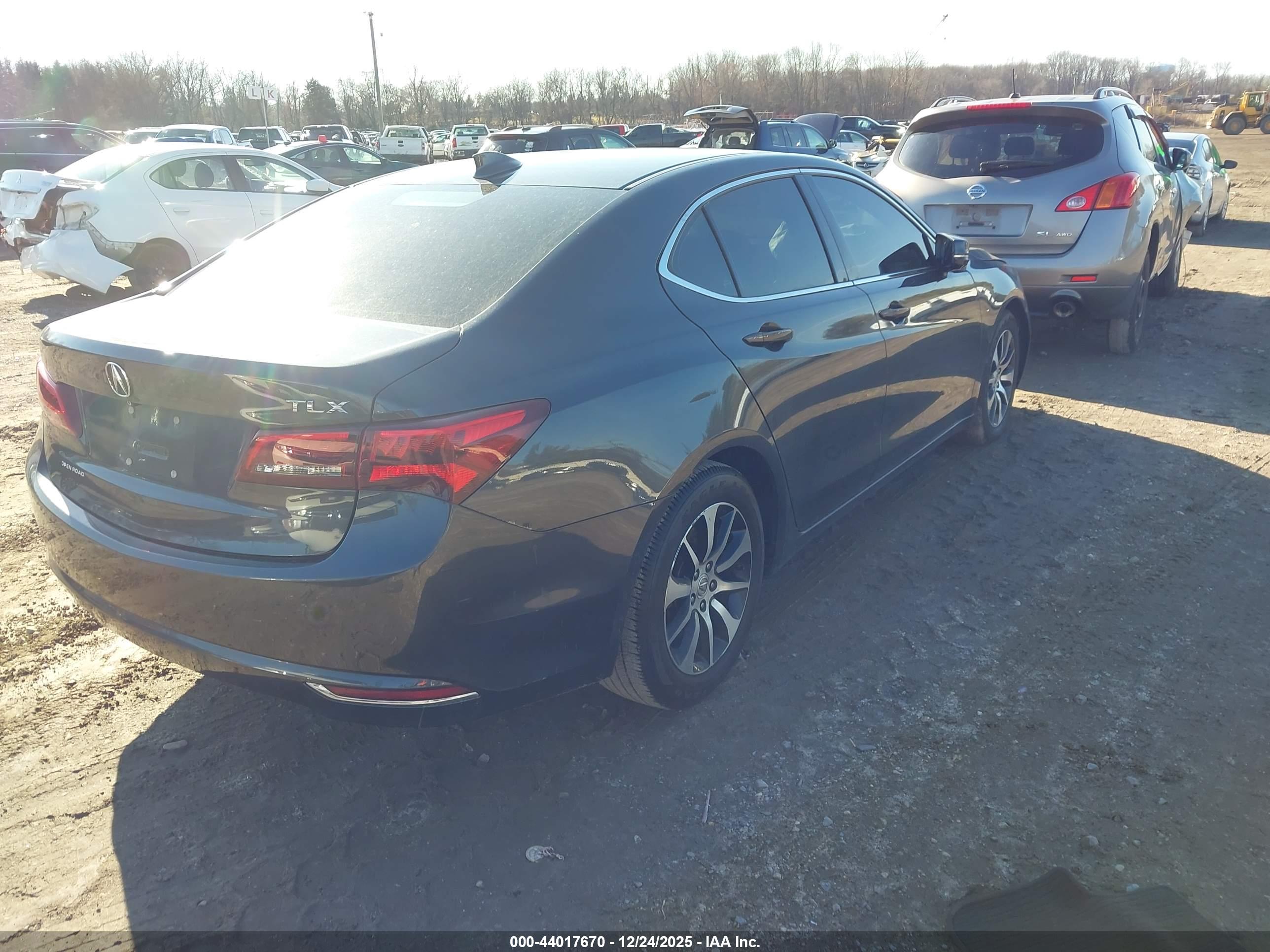 ACURA TLX image 4