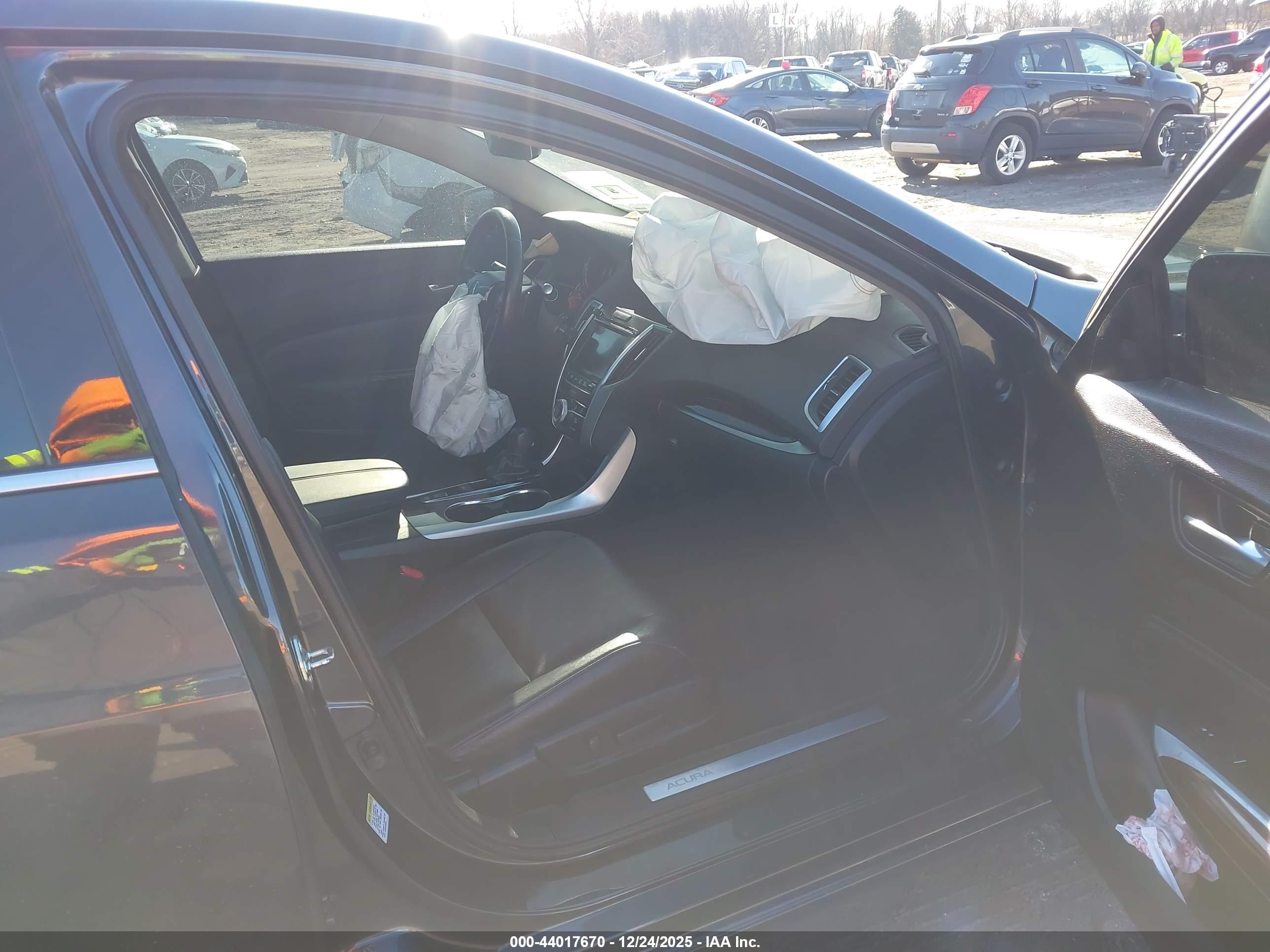 ACURA TLX image 5