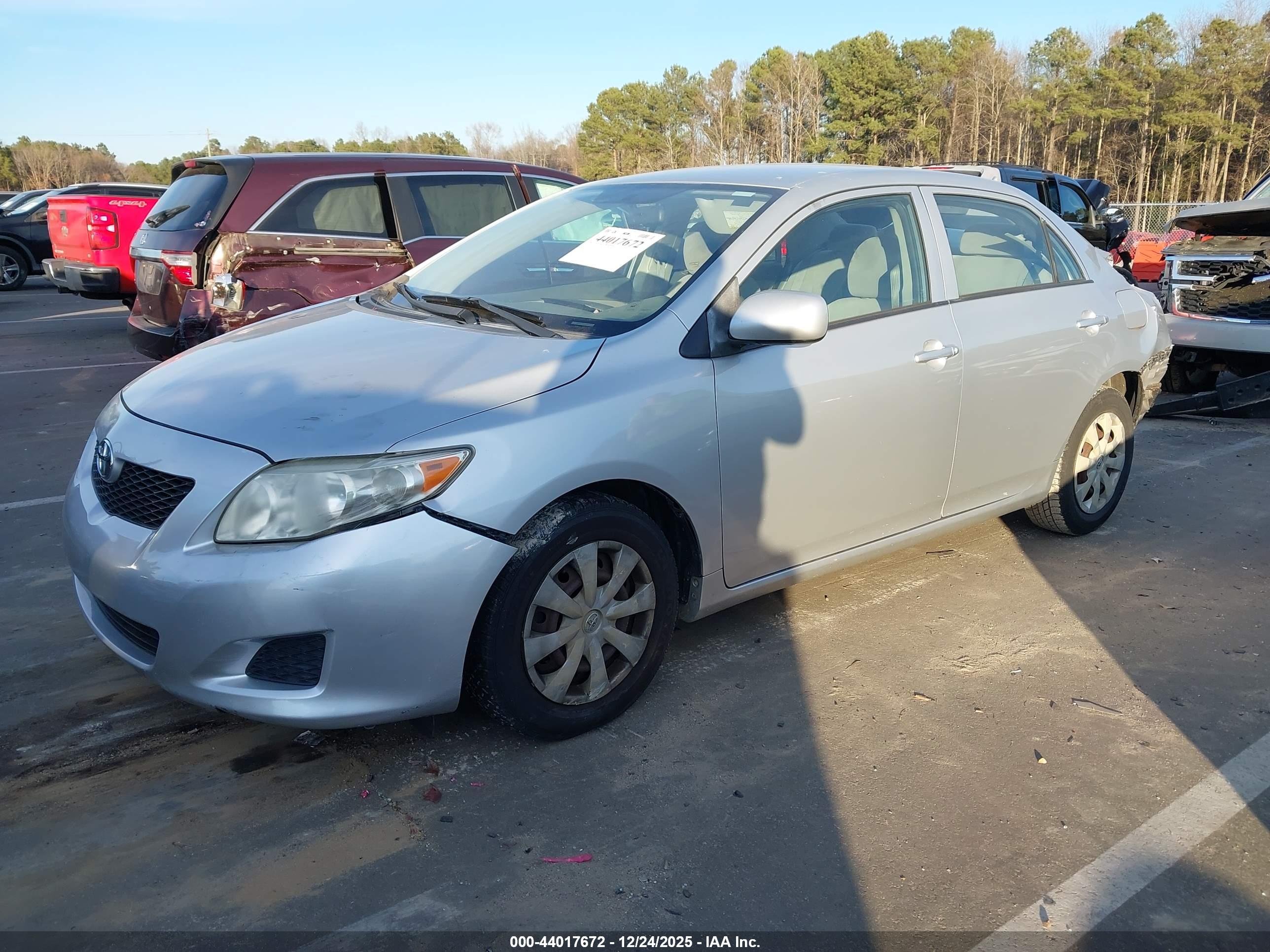 TOYOTA COROLLA image 2