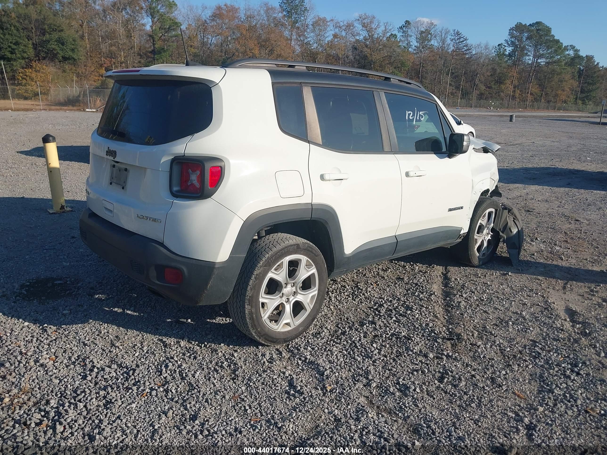 JEEP RENEGADE image 4
