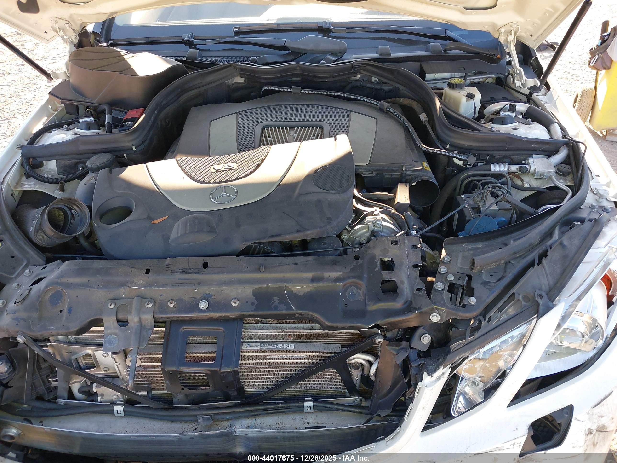 MERCEDES-BENZ E image 10