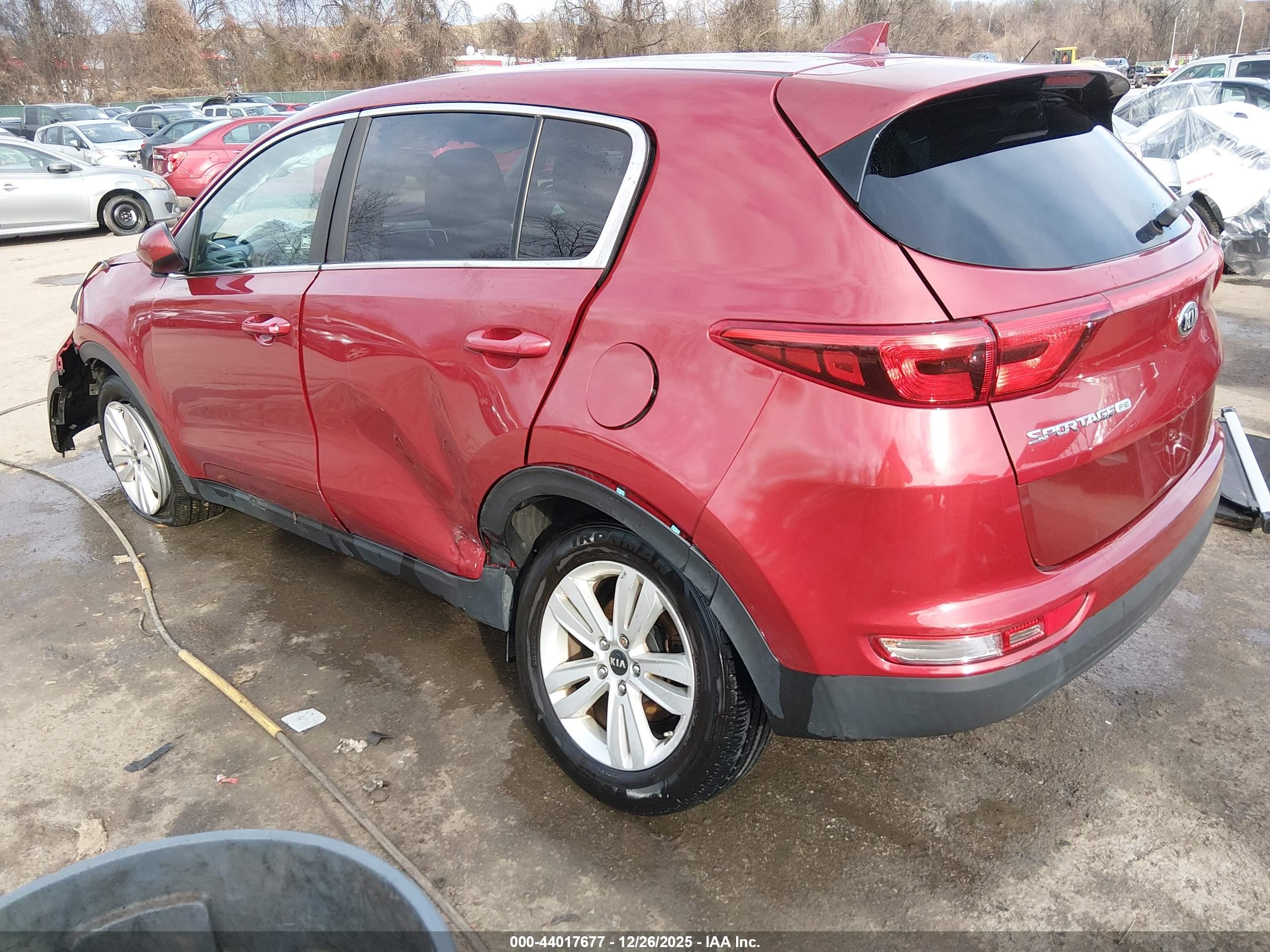 KIA SPORTAGE image 3