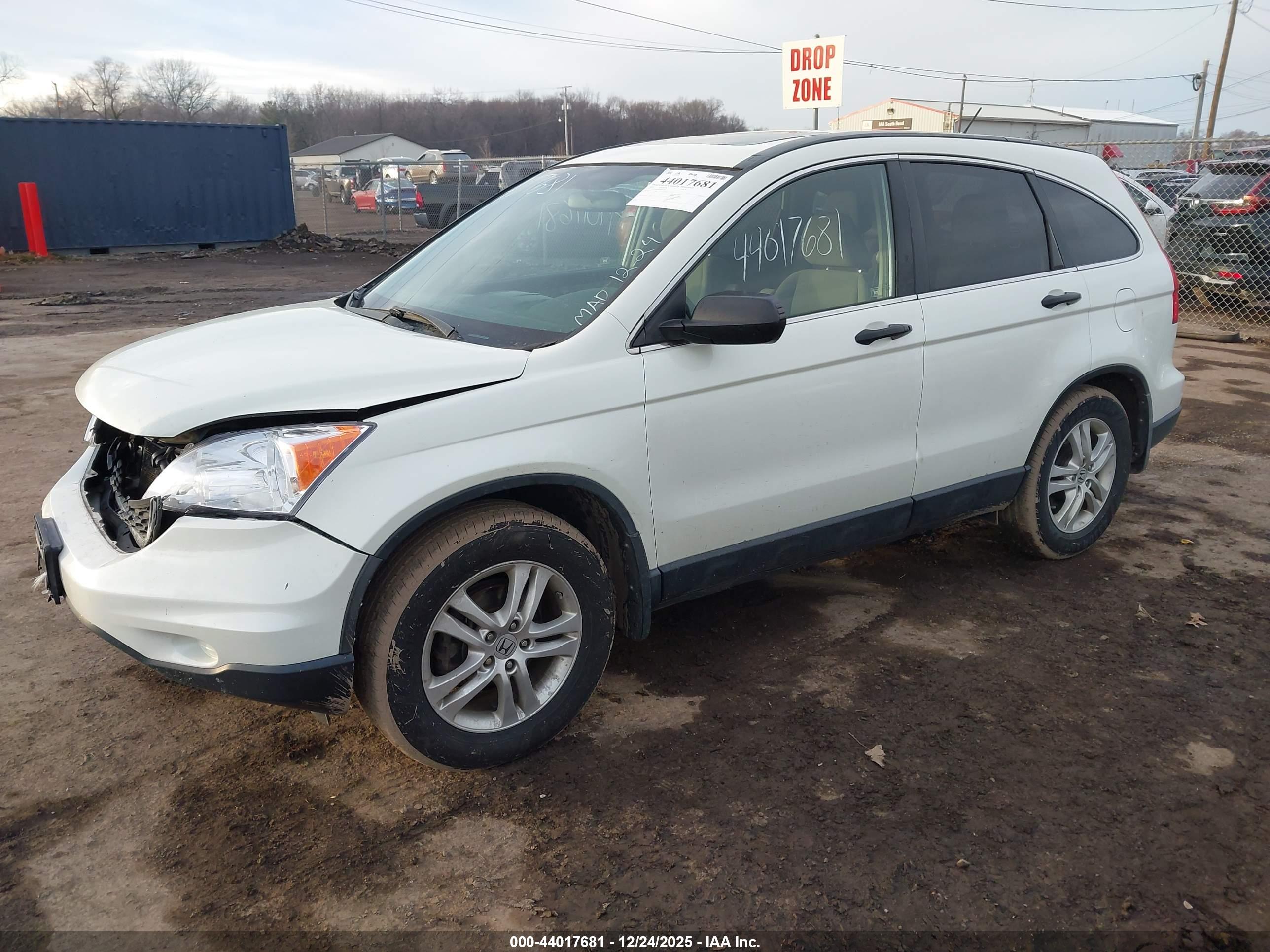 HONDA CR-V image 2