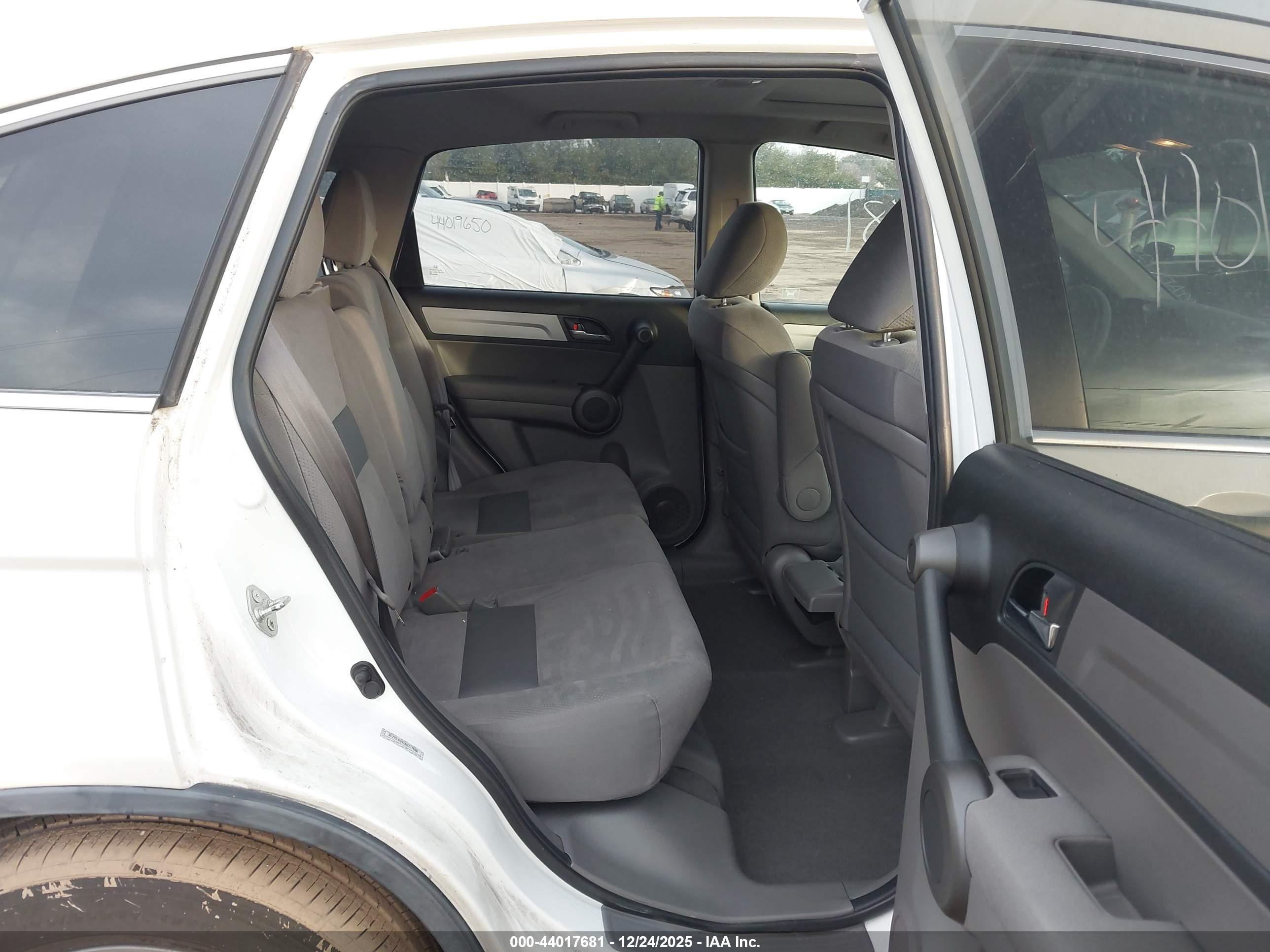 HONDA CR-V image 8