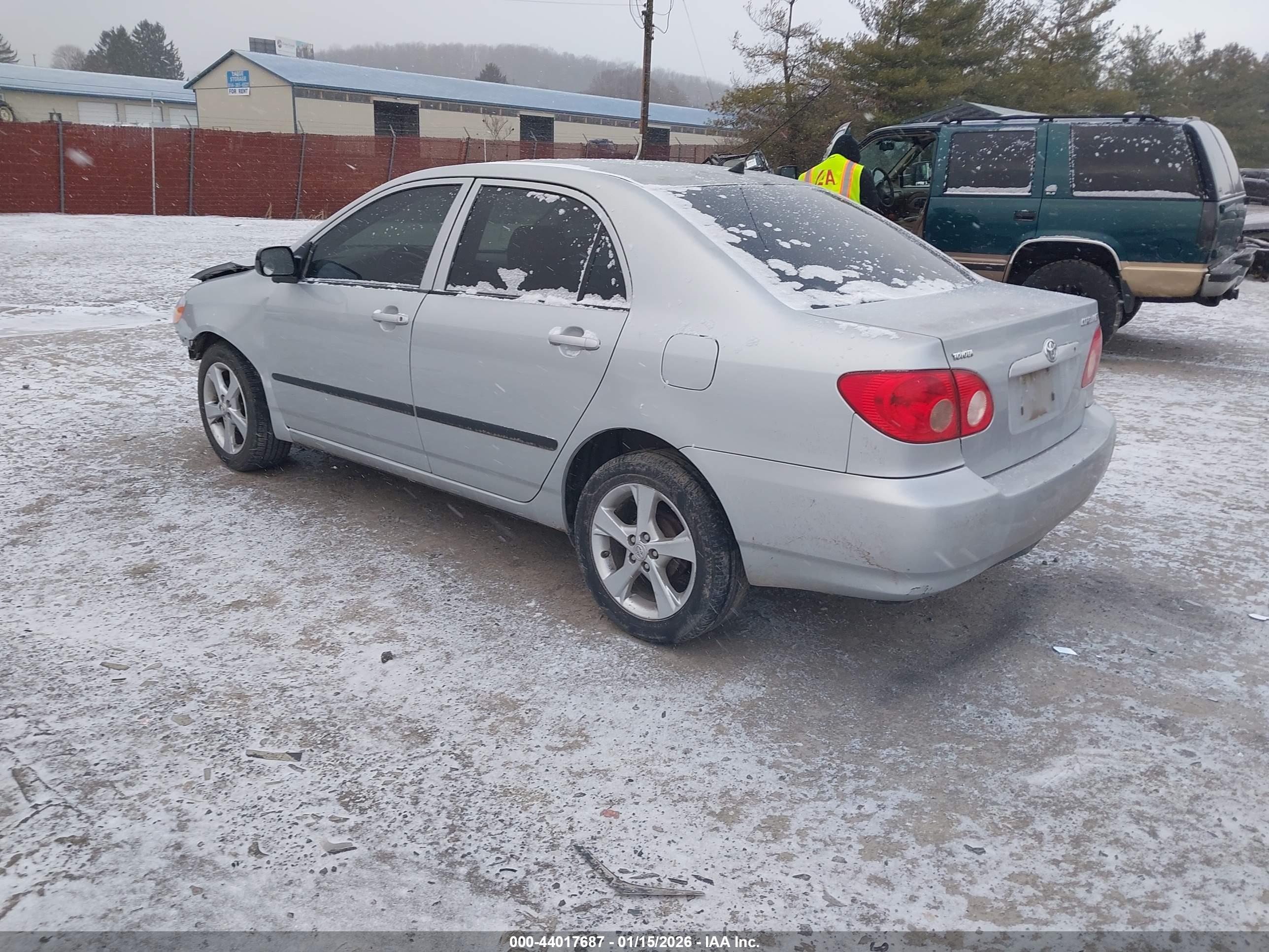 TOYOTA COROLLA image 3