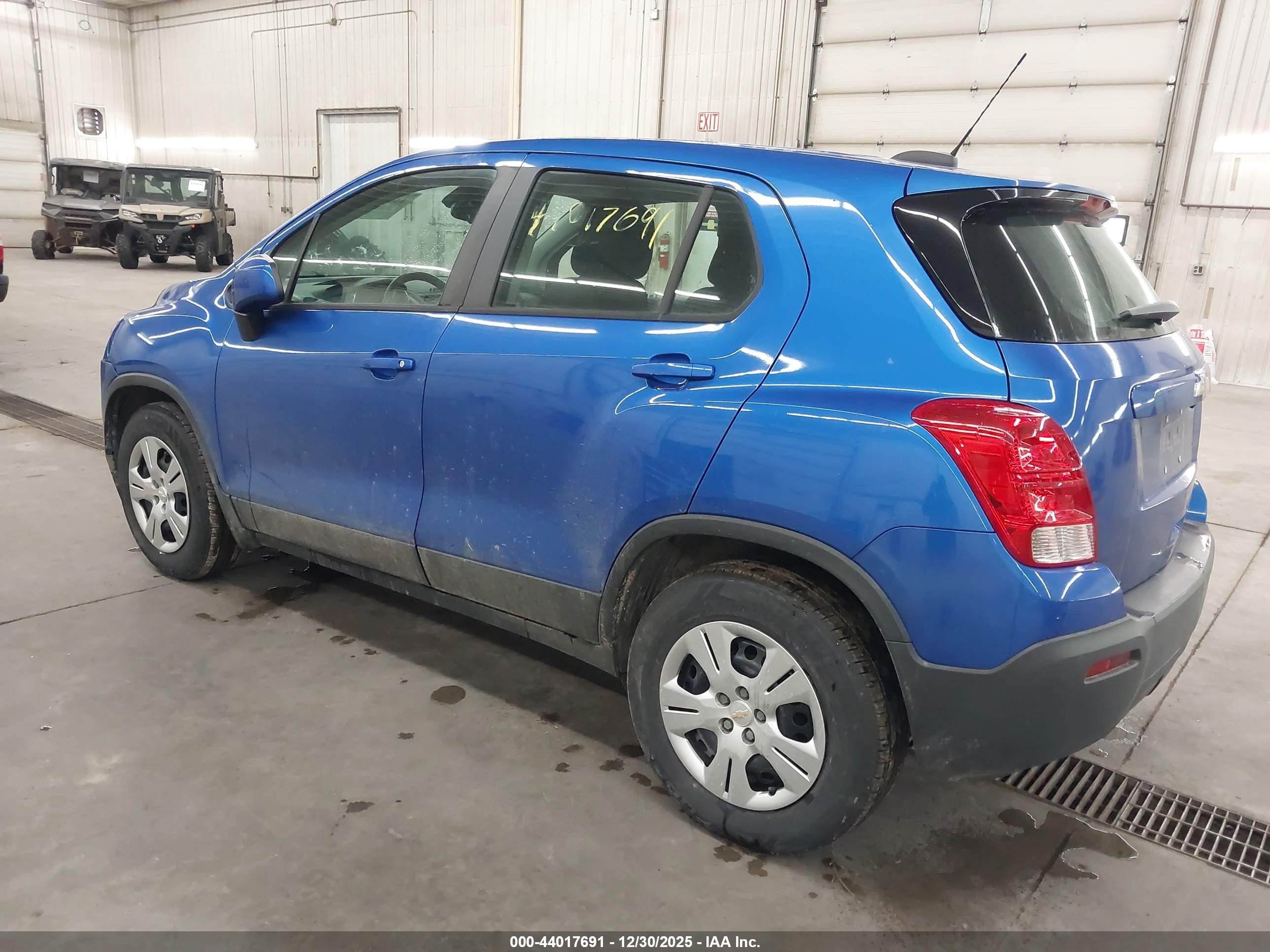 CHEVROLET TRAX image 3