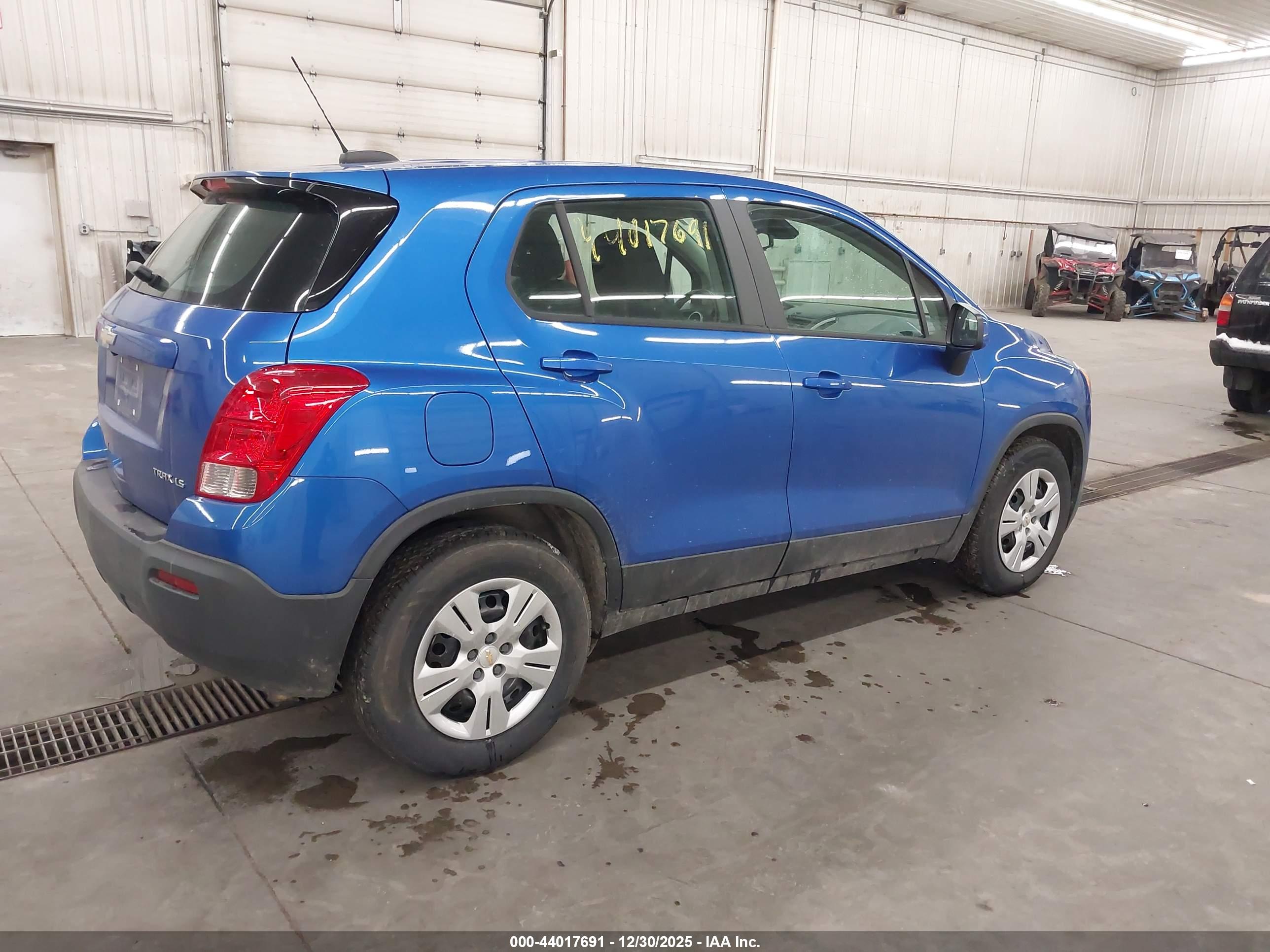 CHEVROLET TRAX image 4