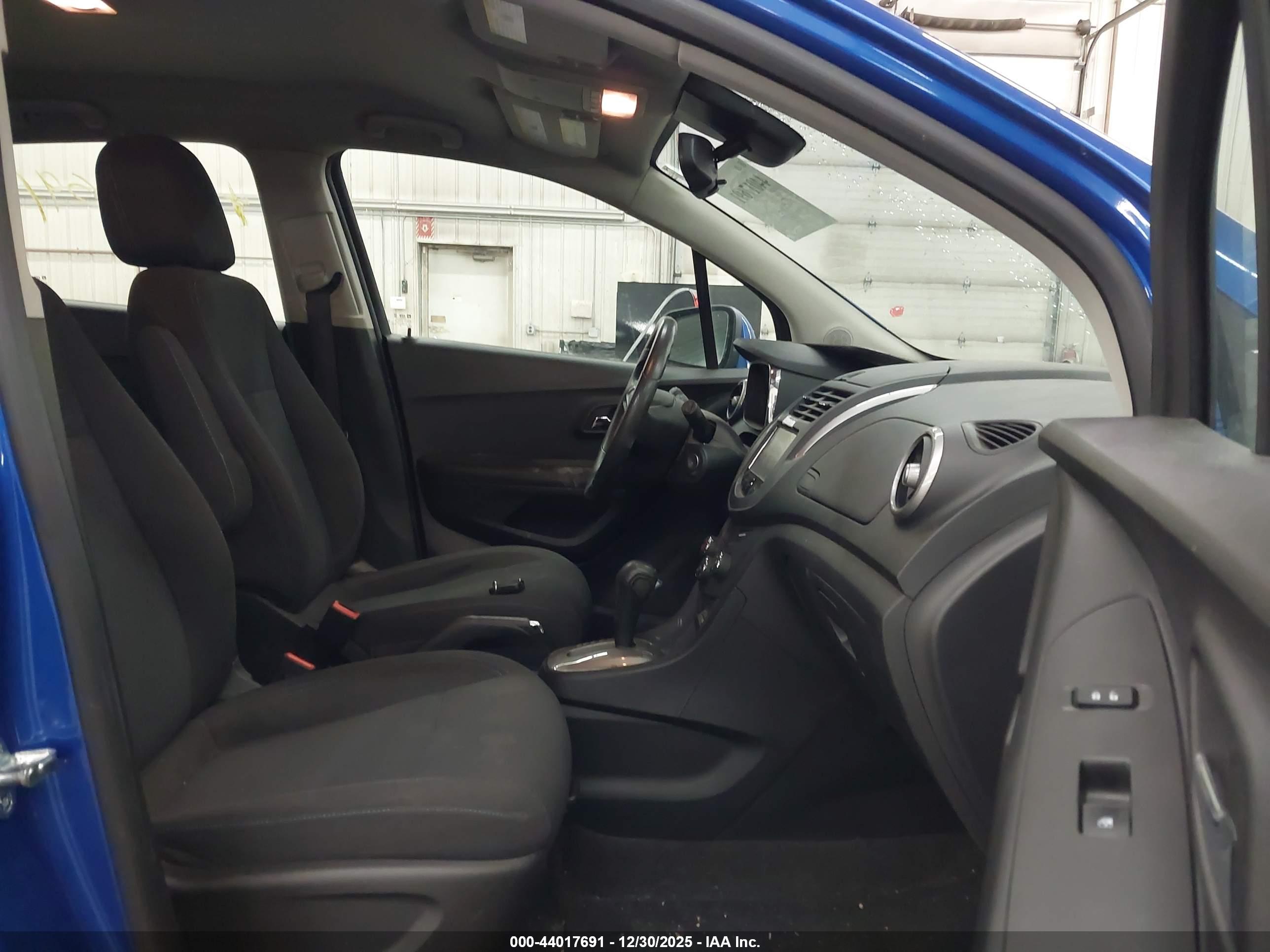 CHEVROLET TRAX image 5