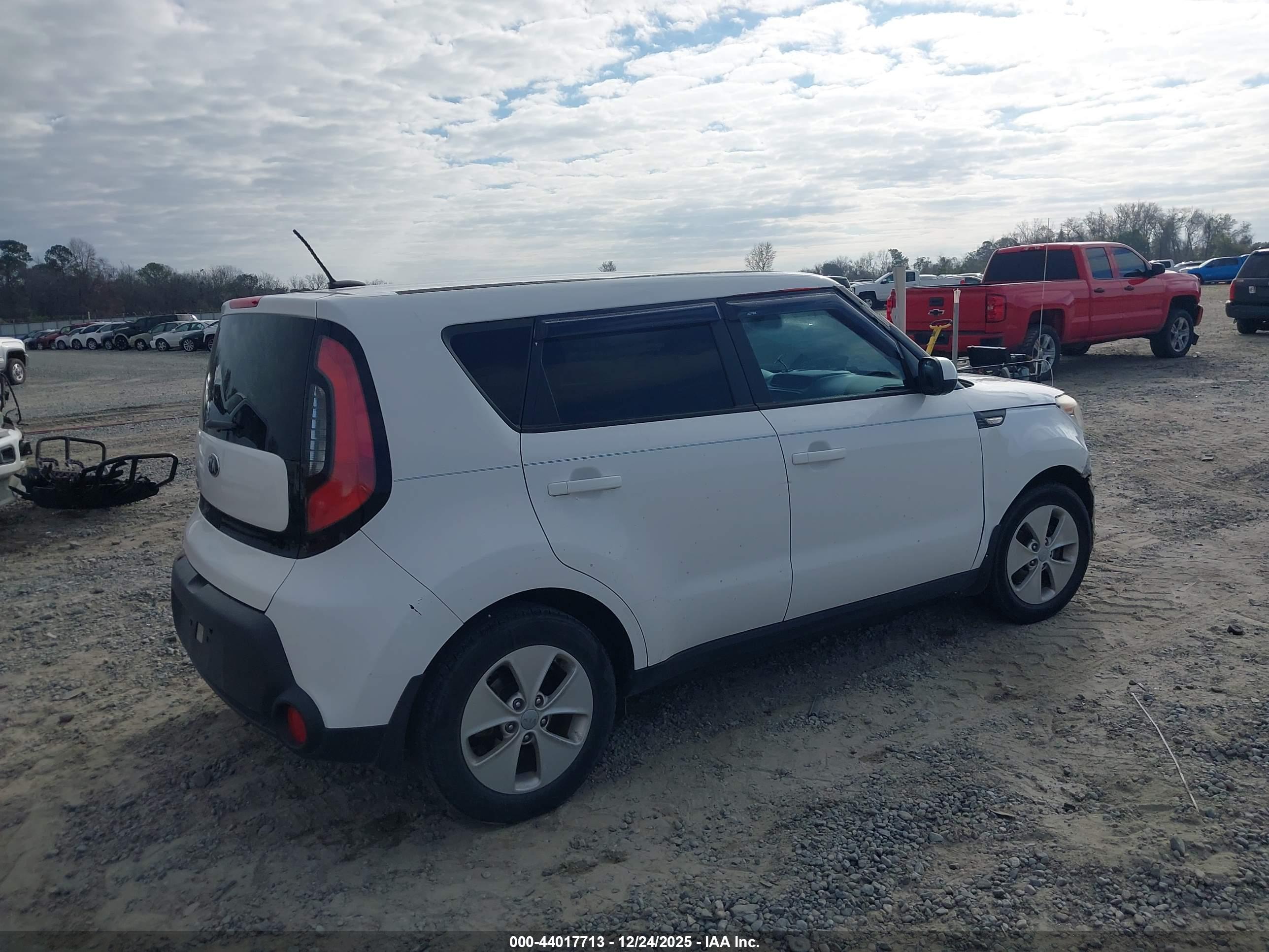 KIA SOUL image 4