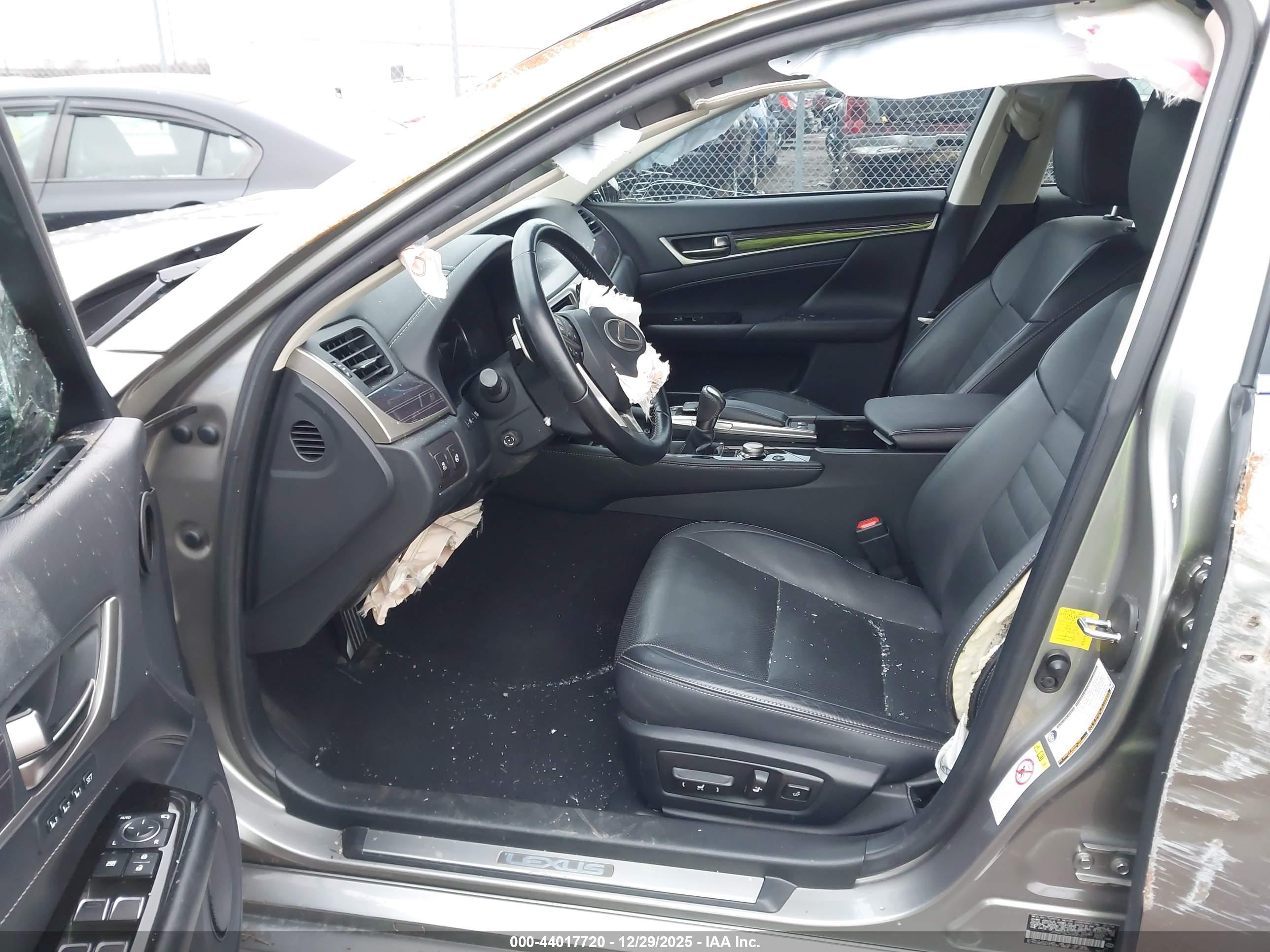 LEXUS GS image 5
