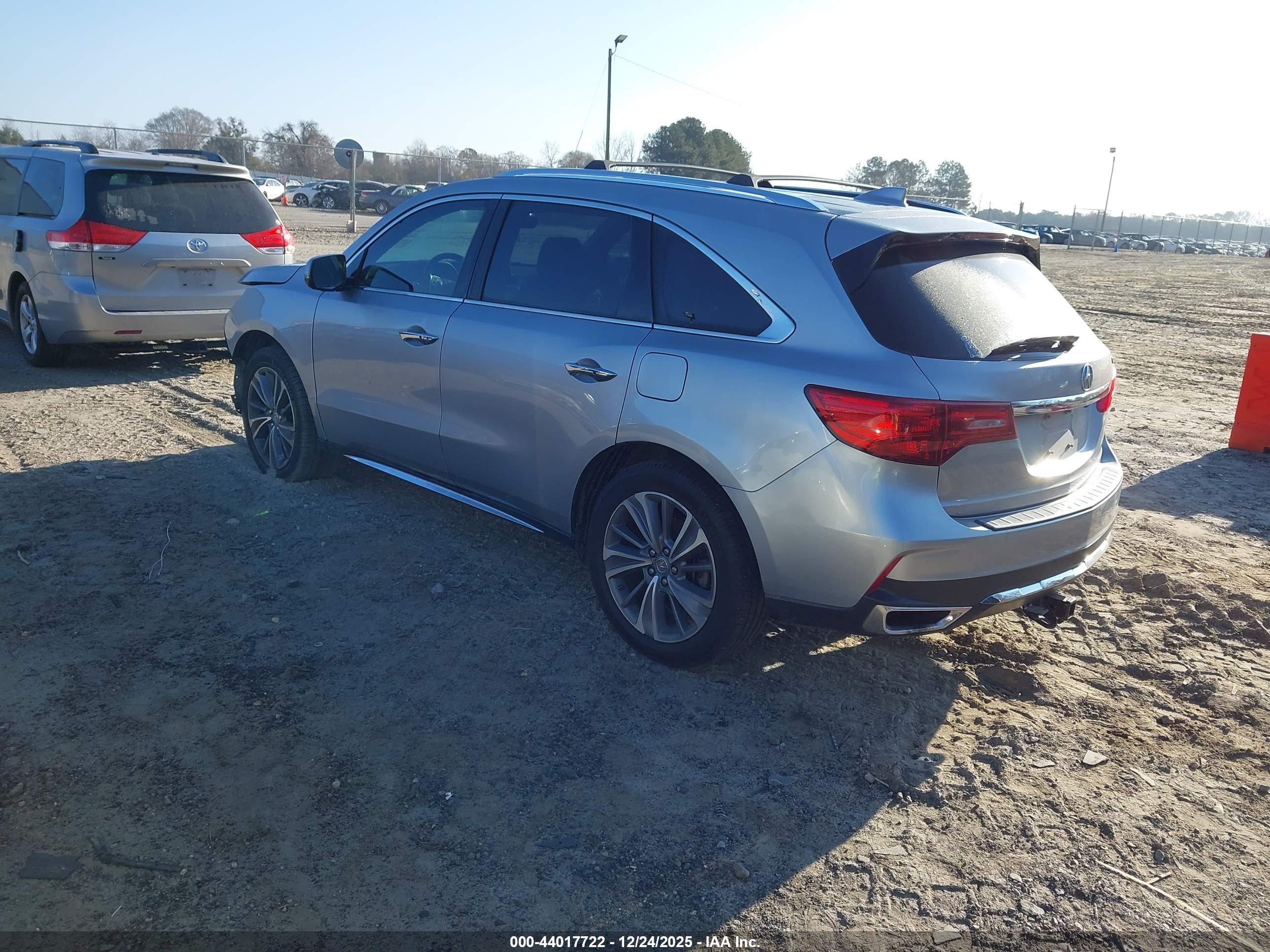 ACURA MDX image 3
