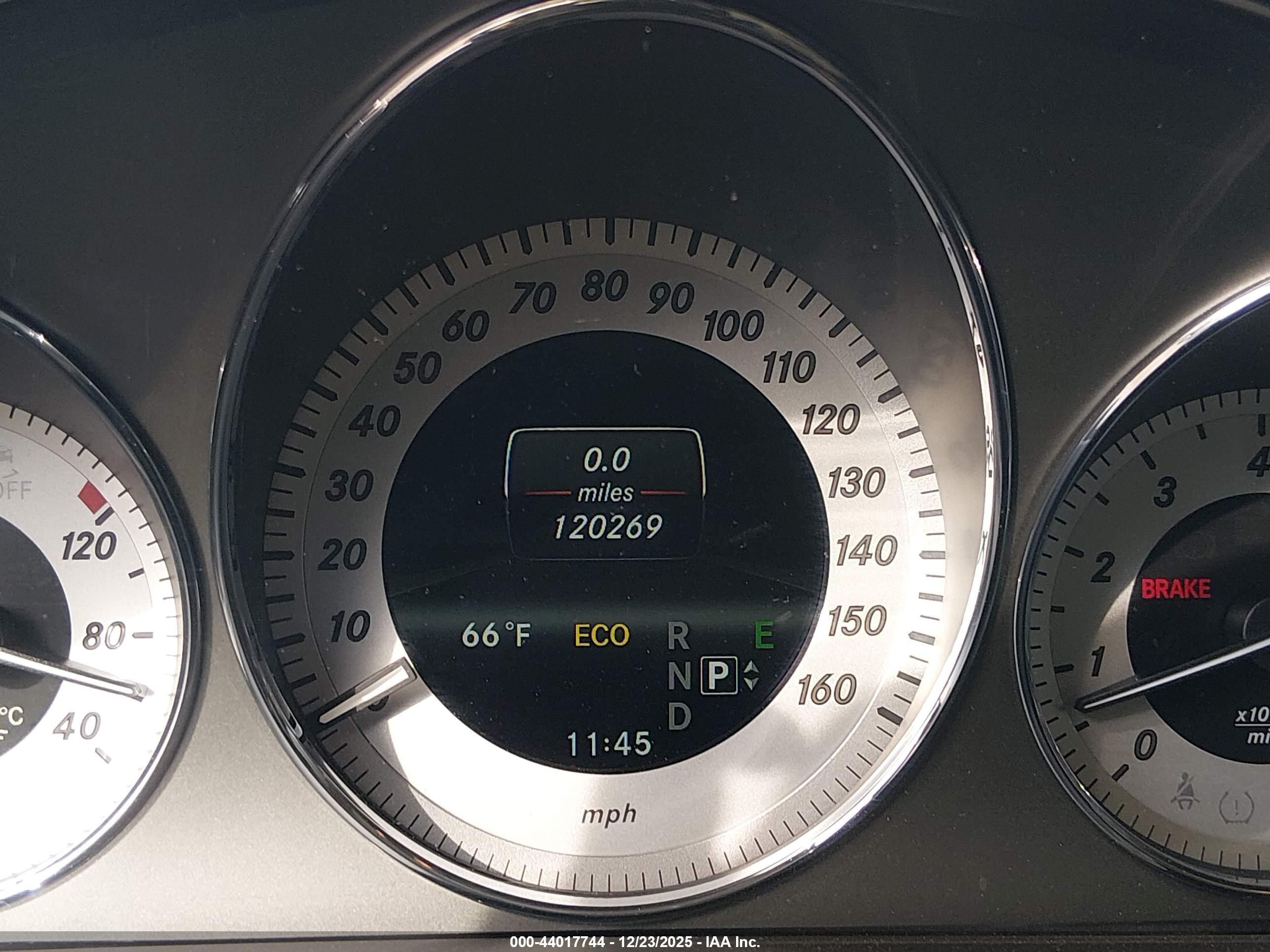 MERCEDES-BENZ GLK image 7