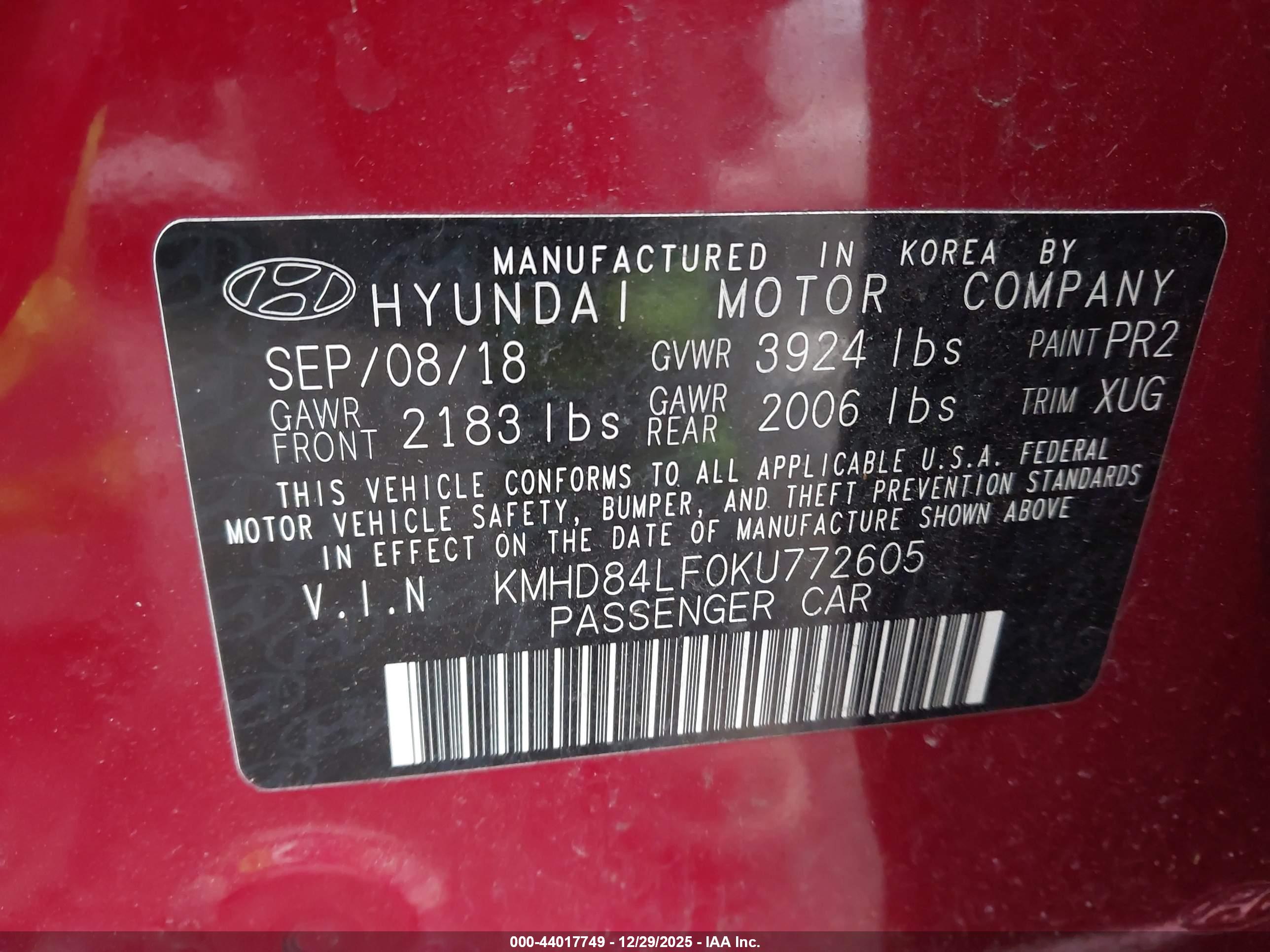 HYUNDAI ELANTRA image 9