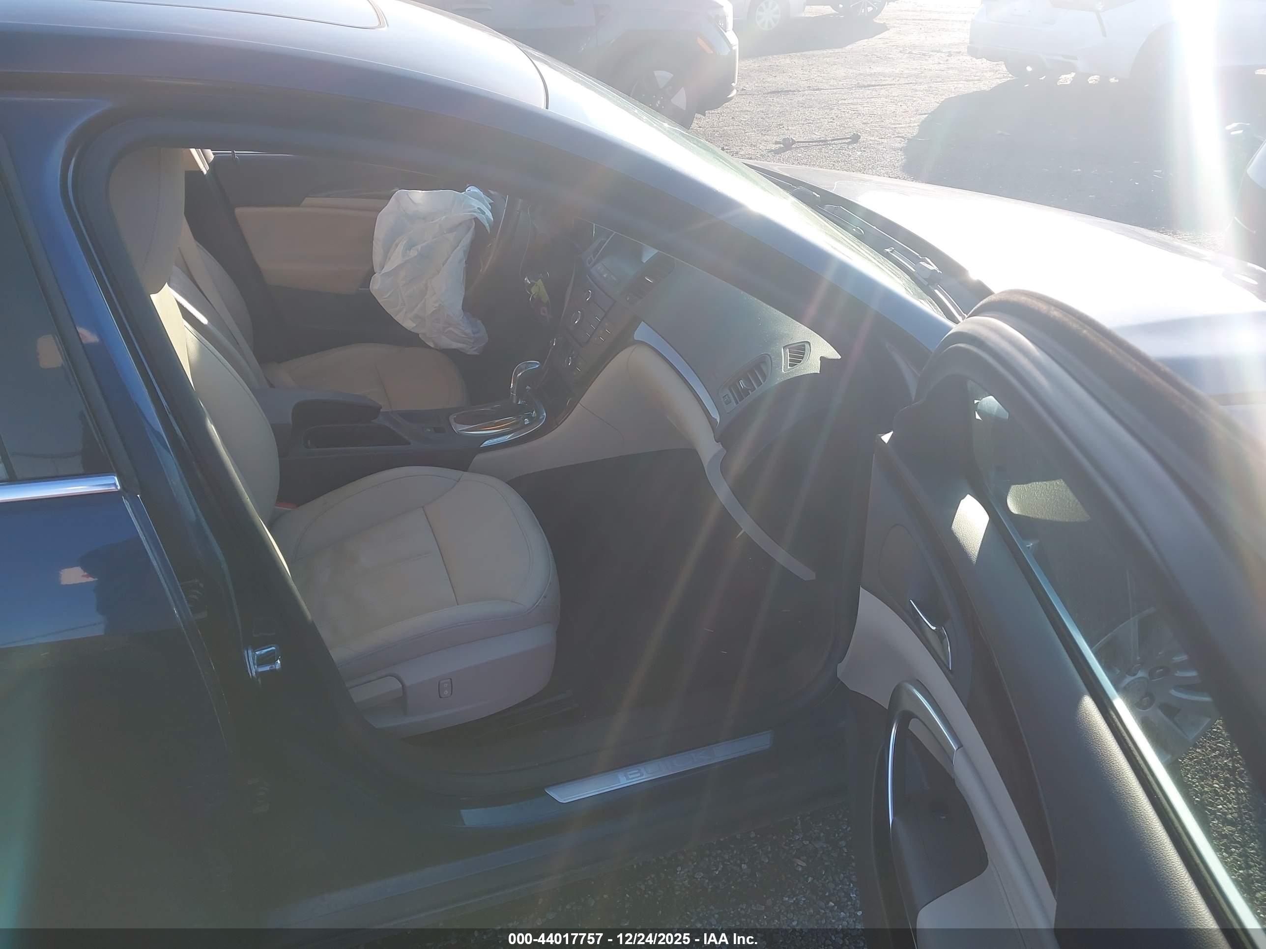 BUICK REGAL image 5