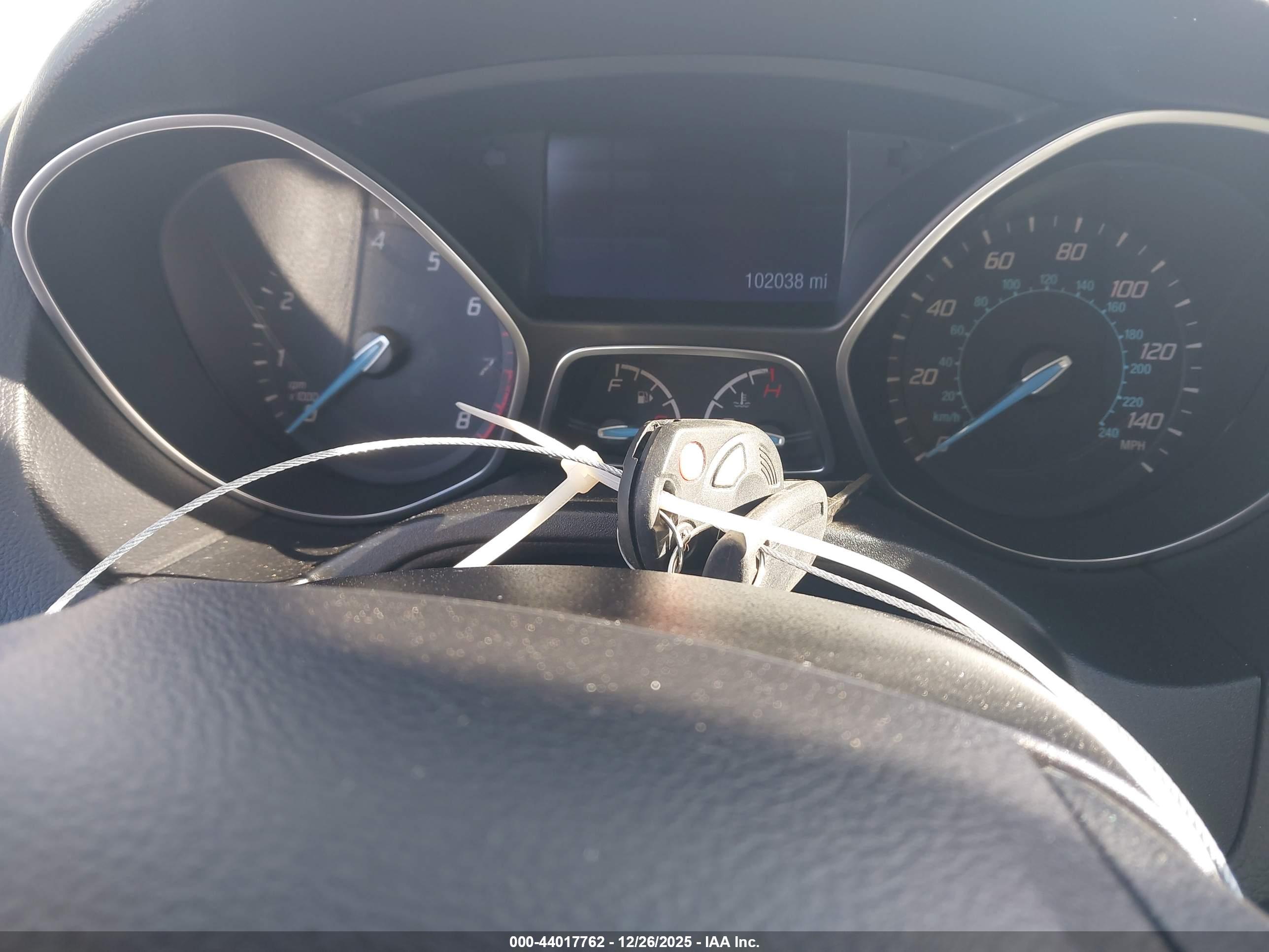 FORD FOCUS image 11