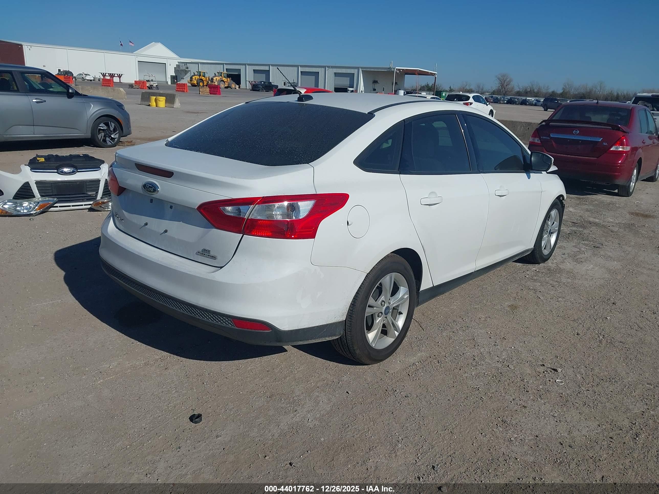 FORD FOCUS image 4
