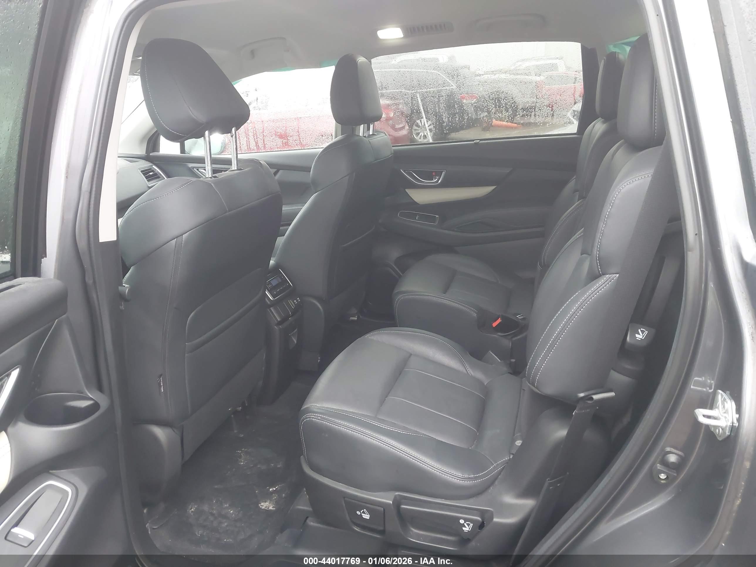 SUBARU ASCENT image 8