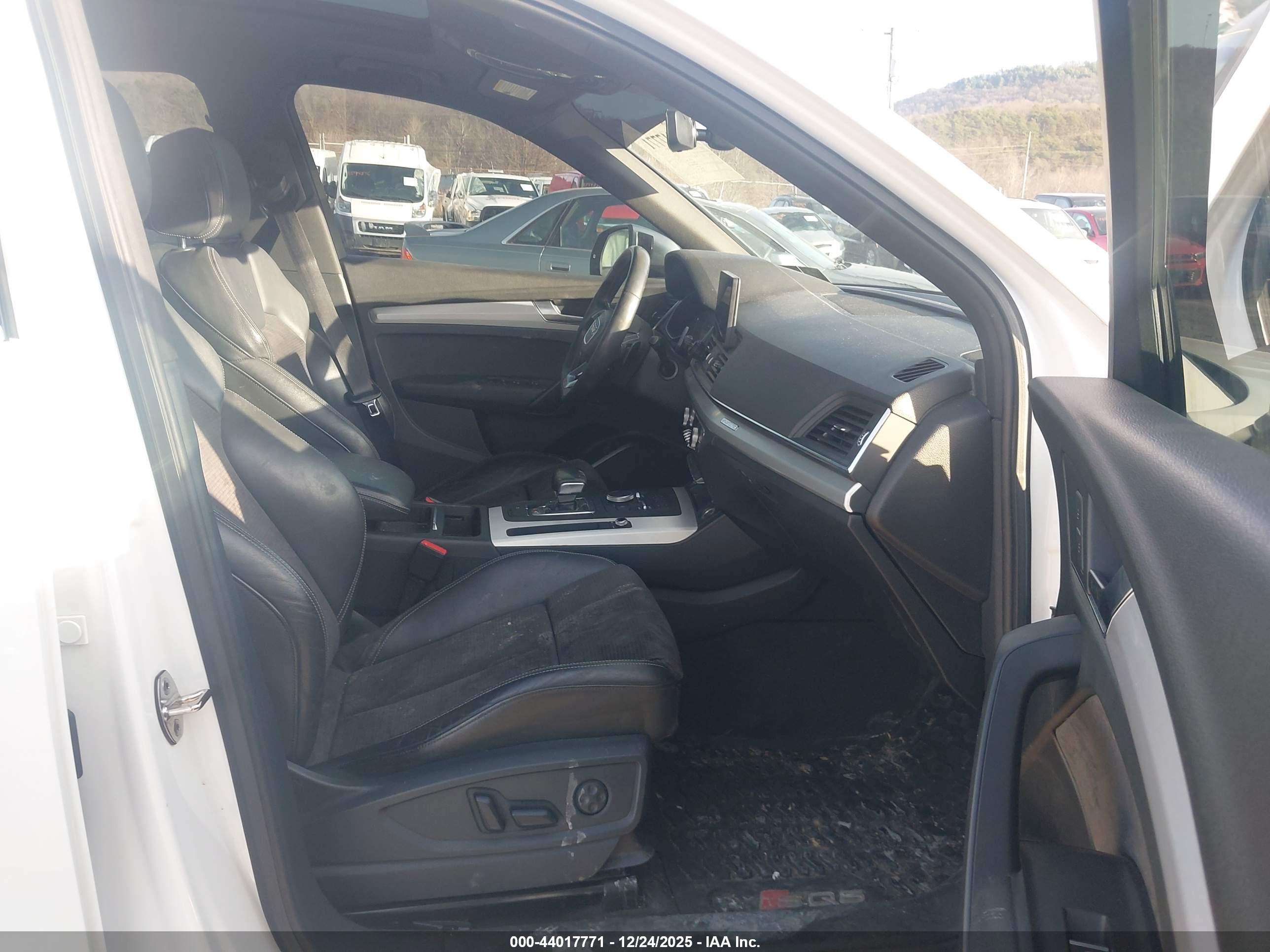 AUDI SQ5 image 5