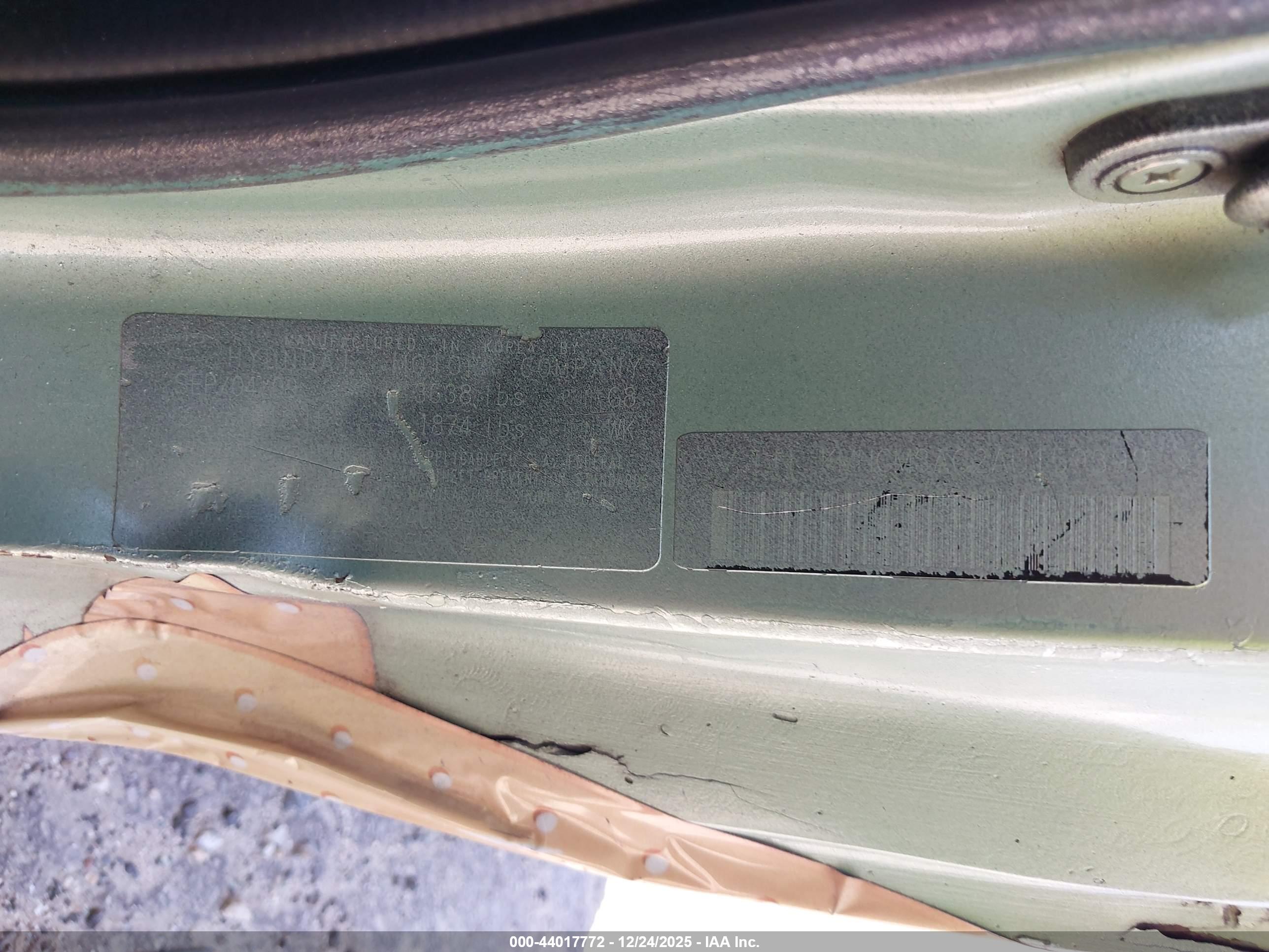 HYUNDAI ACCENT image 9
