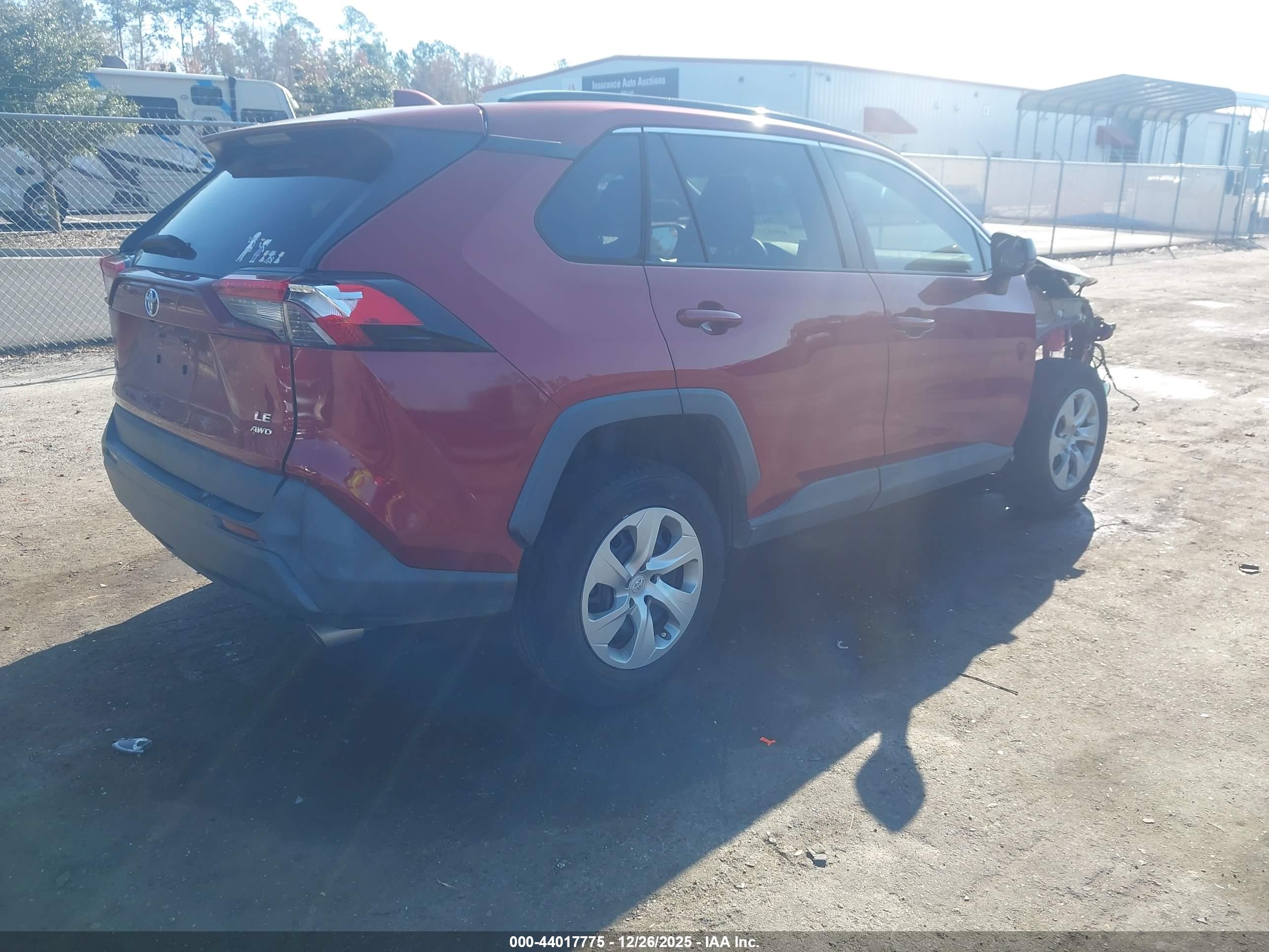 TOYOTA RAV4 image 4