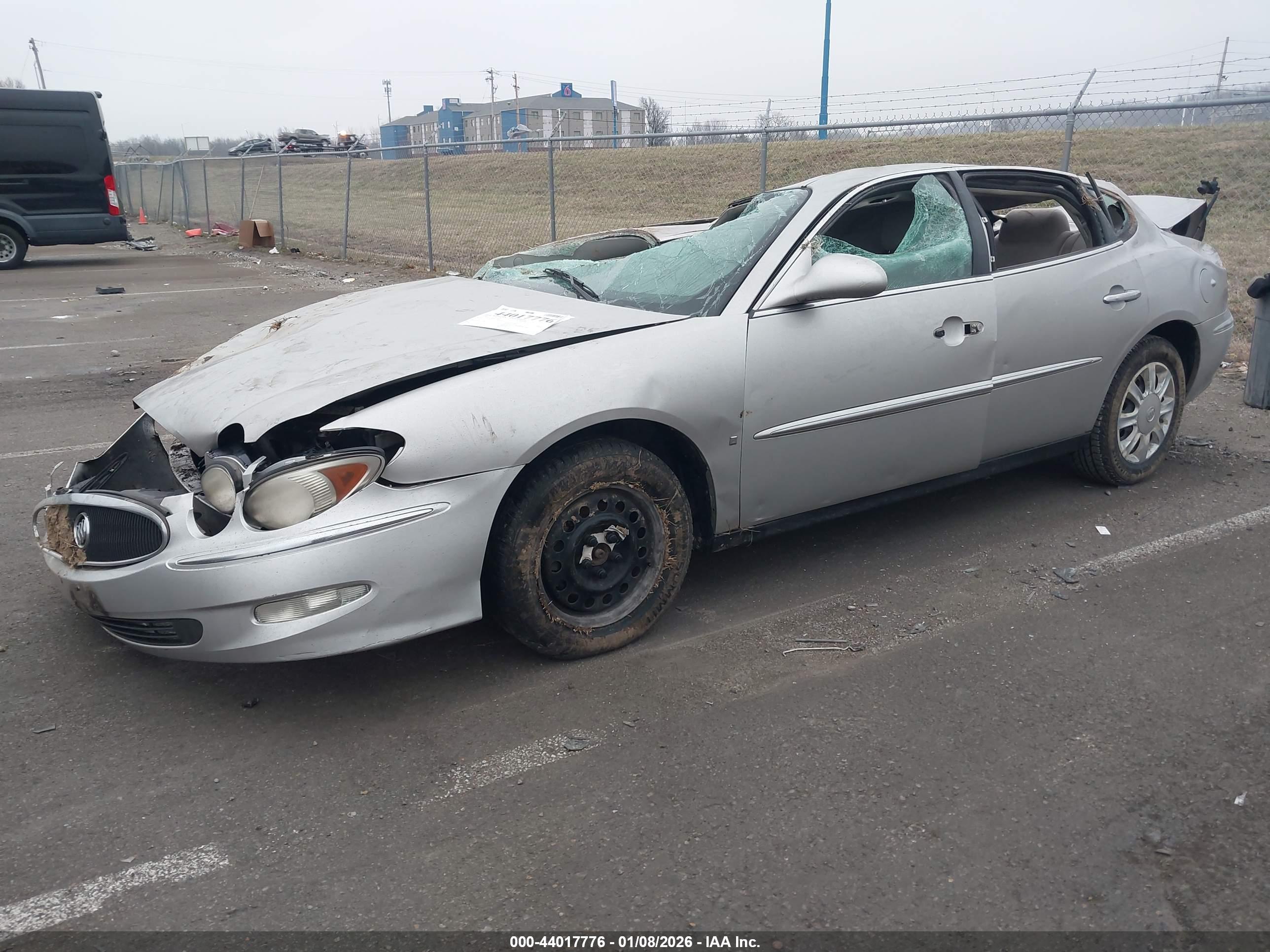 BUICK LACROSSE image 2