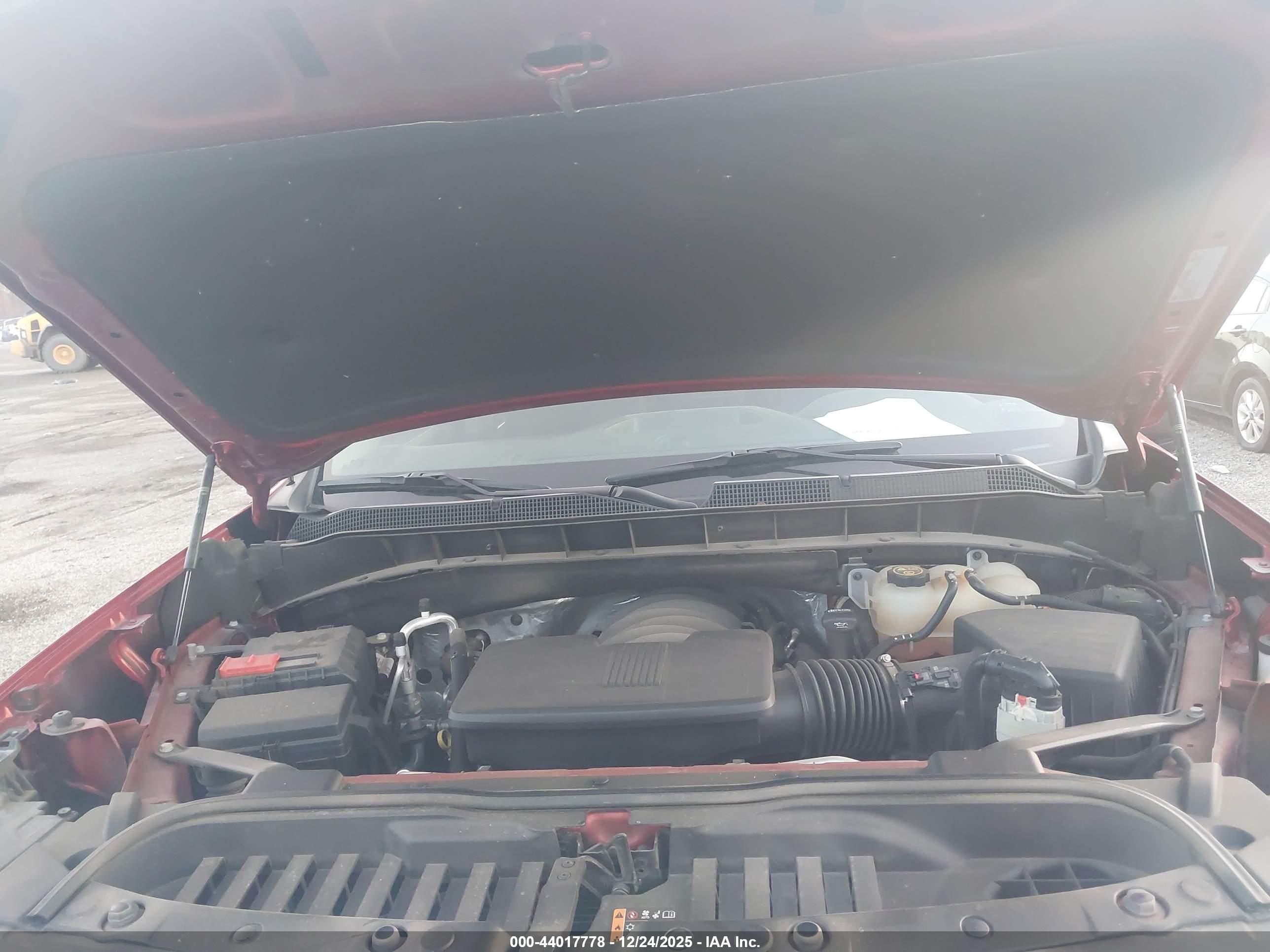 CHEVROLET SILVERADO image 10