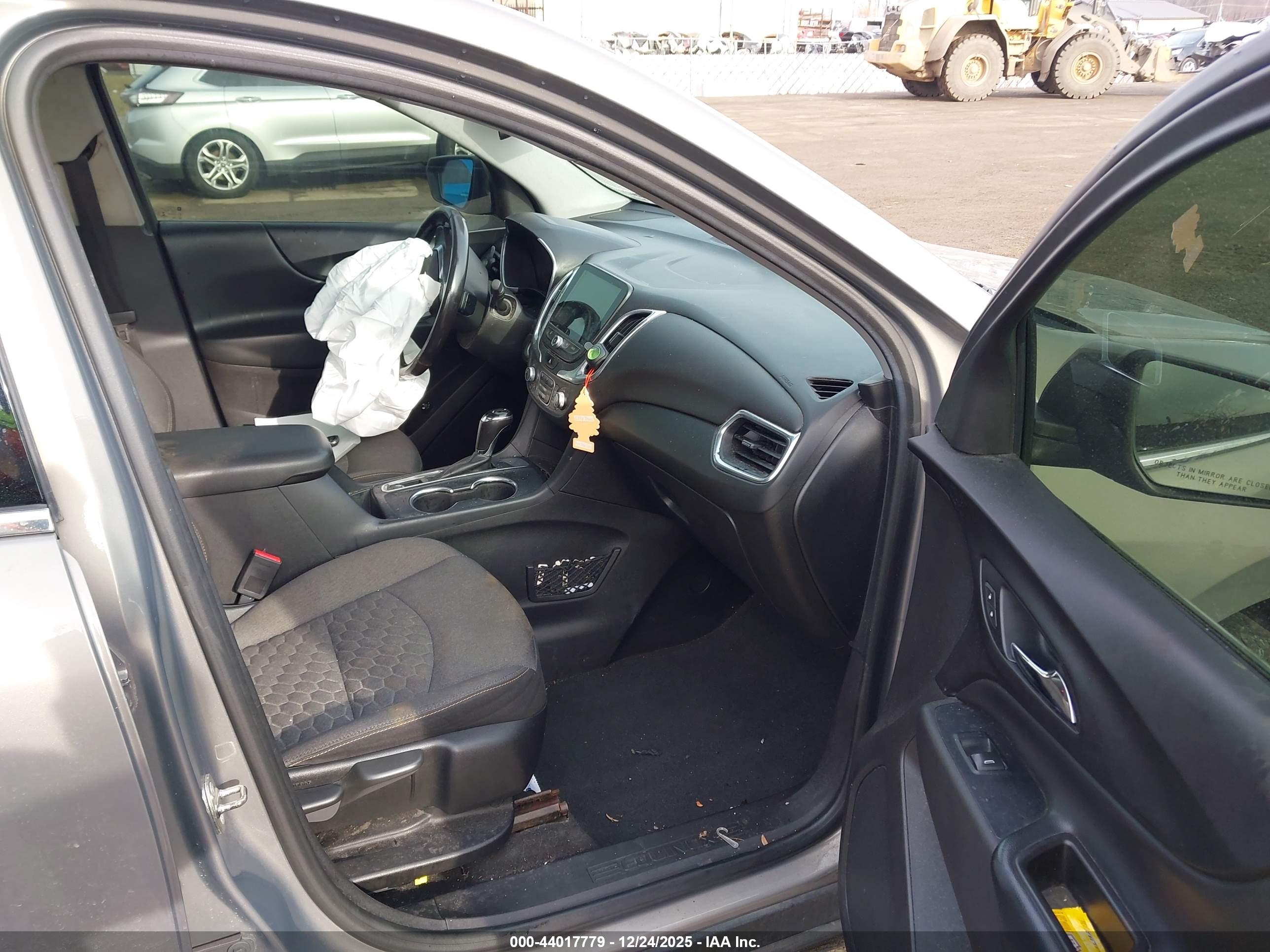CHEVROLET EQUINOX image 5