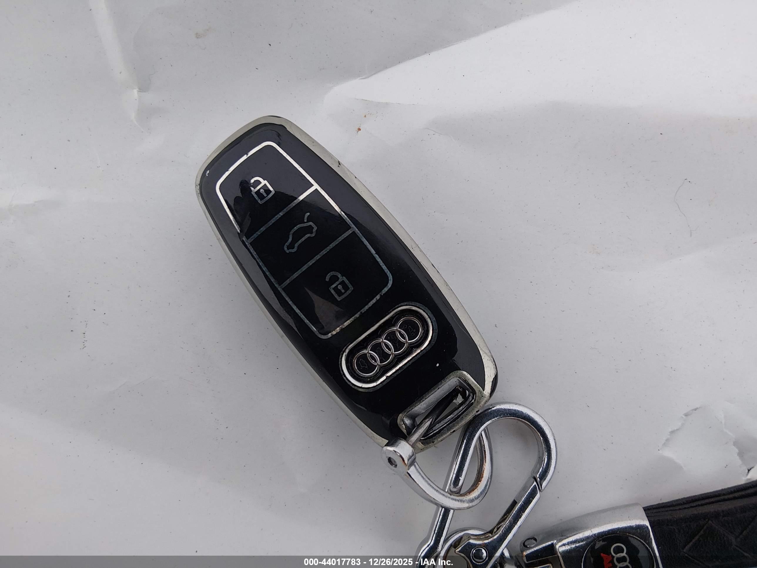 AUDI Q7 image 11