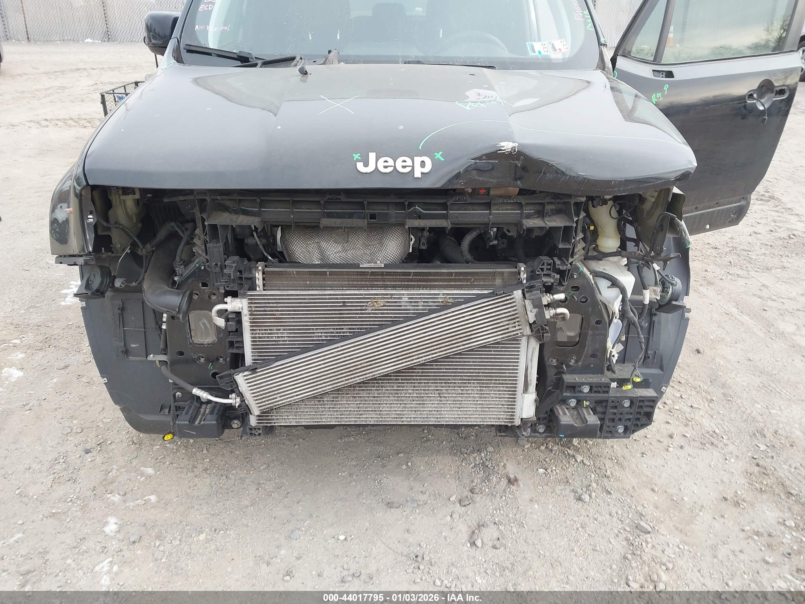JEEP RENEGADE image 6
