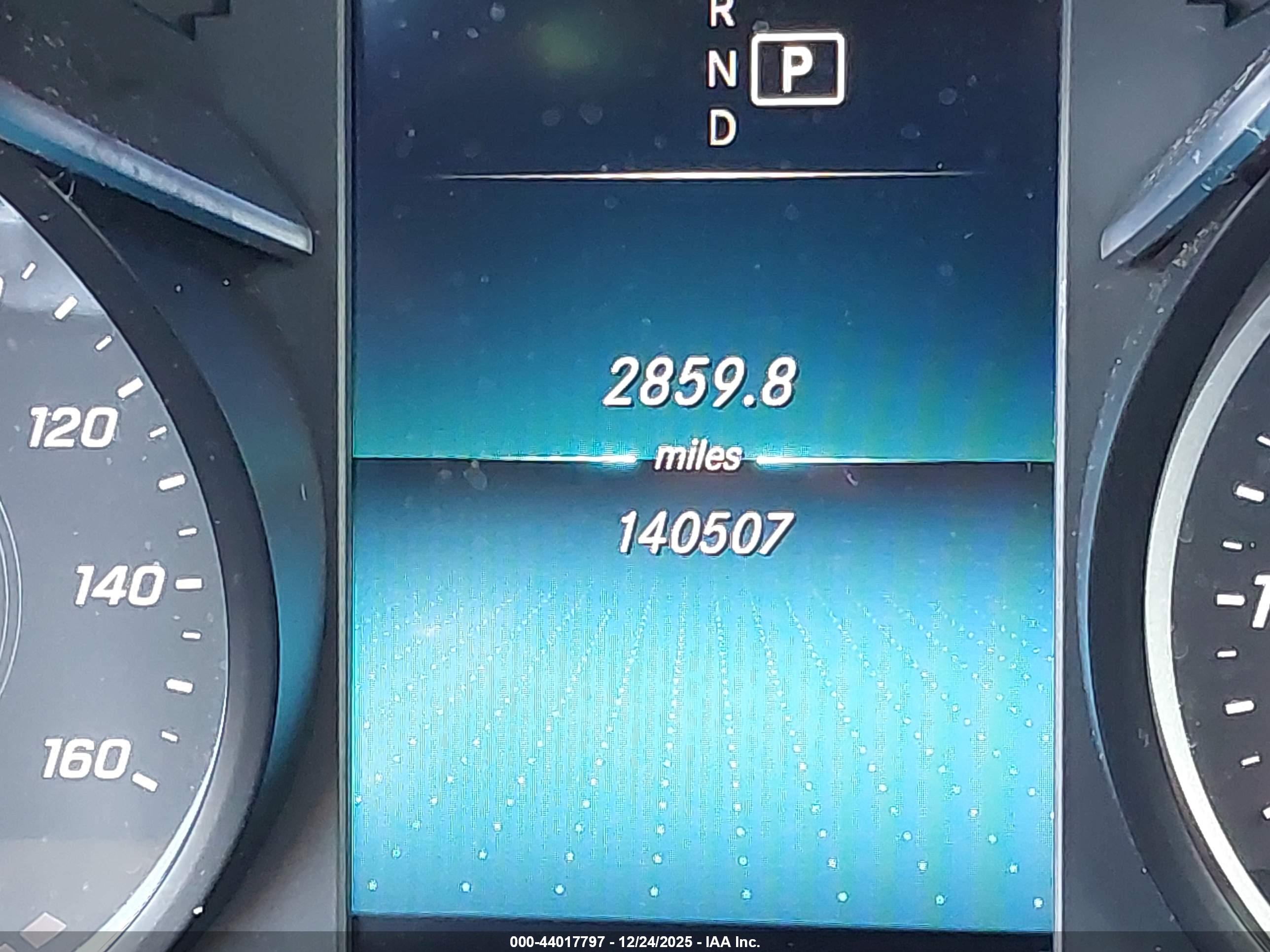 MERCEDES-BENZ C image 7