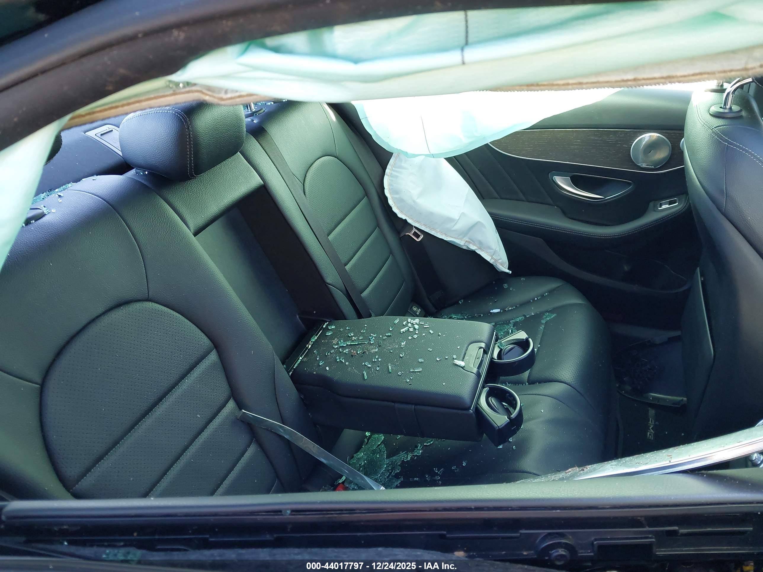 MERCEDES-BENZ C image 8