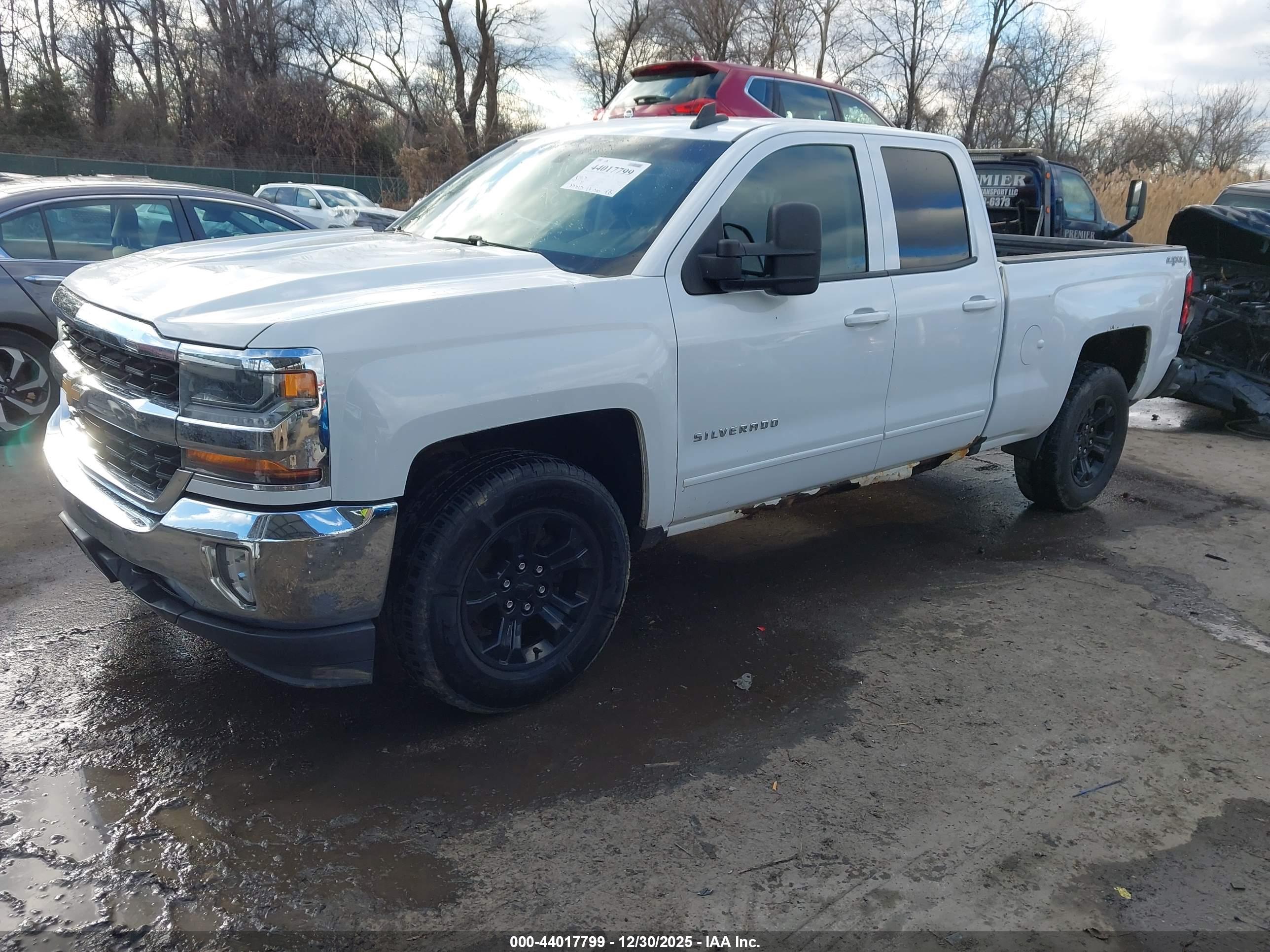CHEVROLET SILVERADO image 2