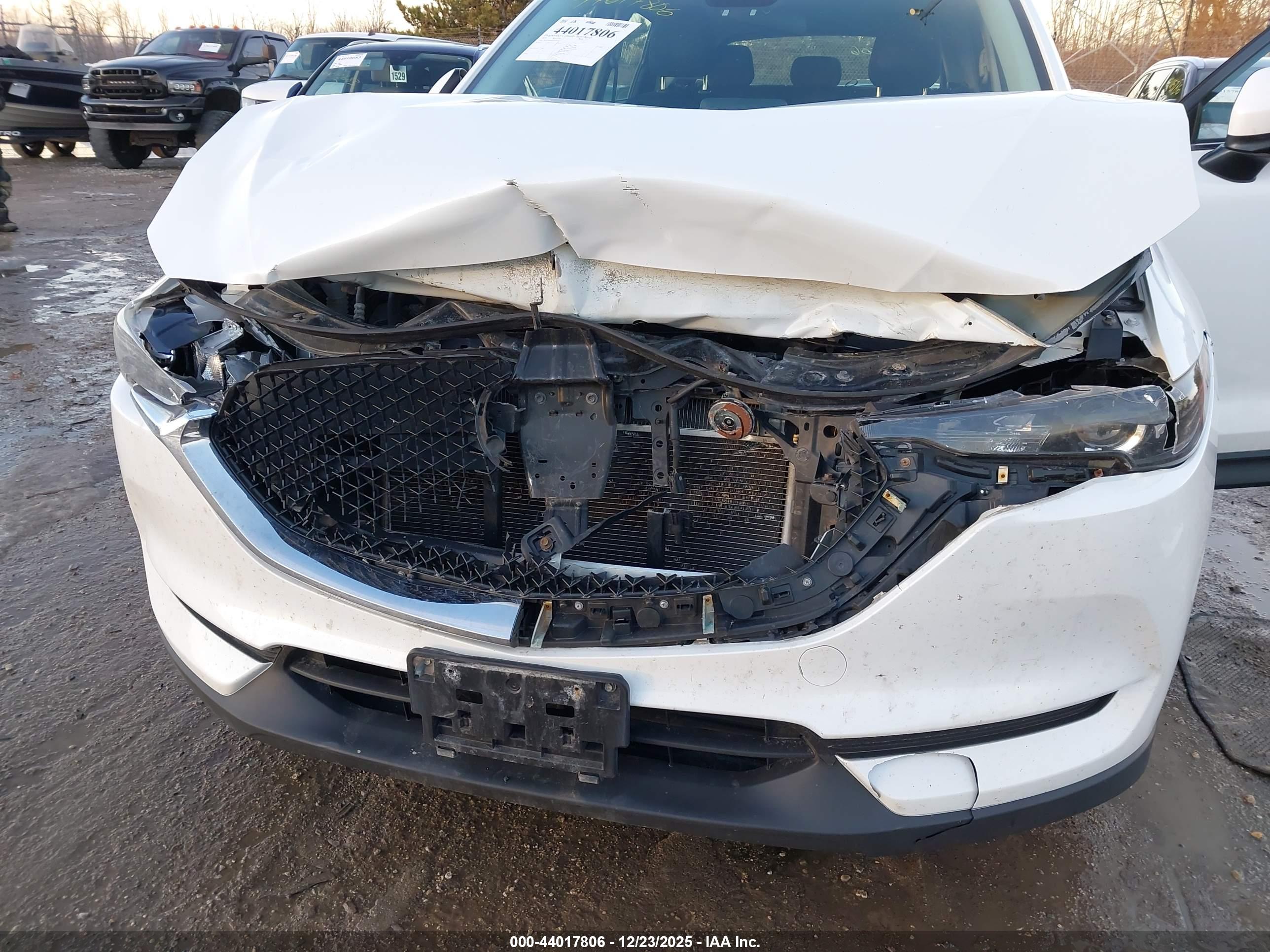 MAZDA CX-5 image 6