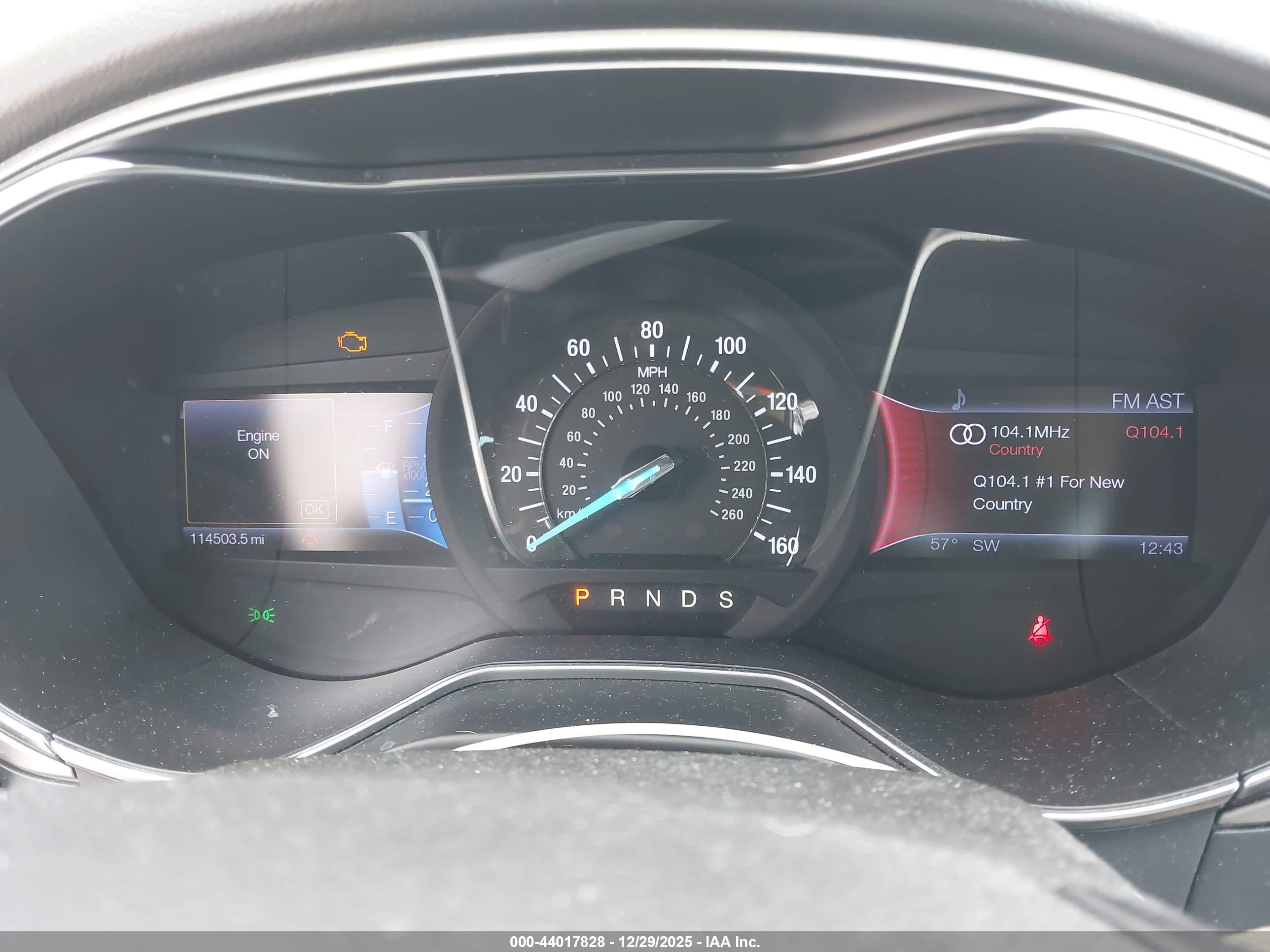 FORD FUSION image 7