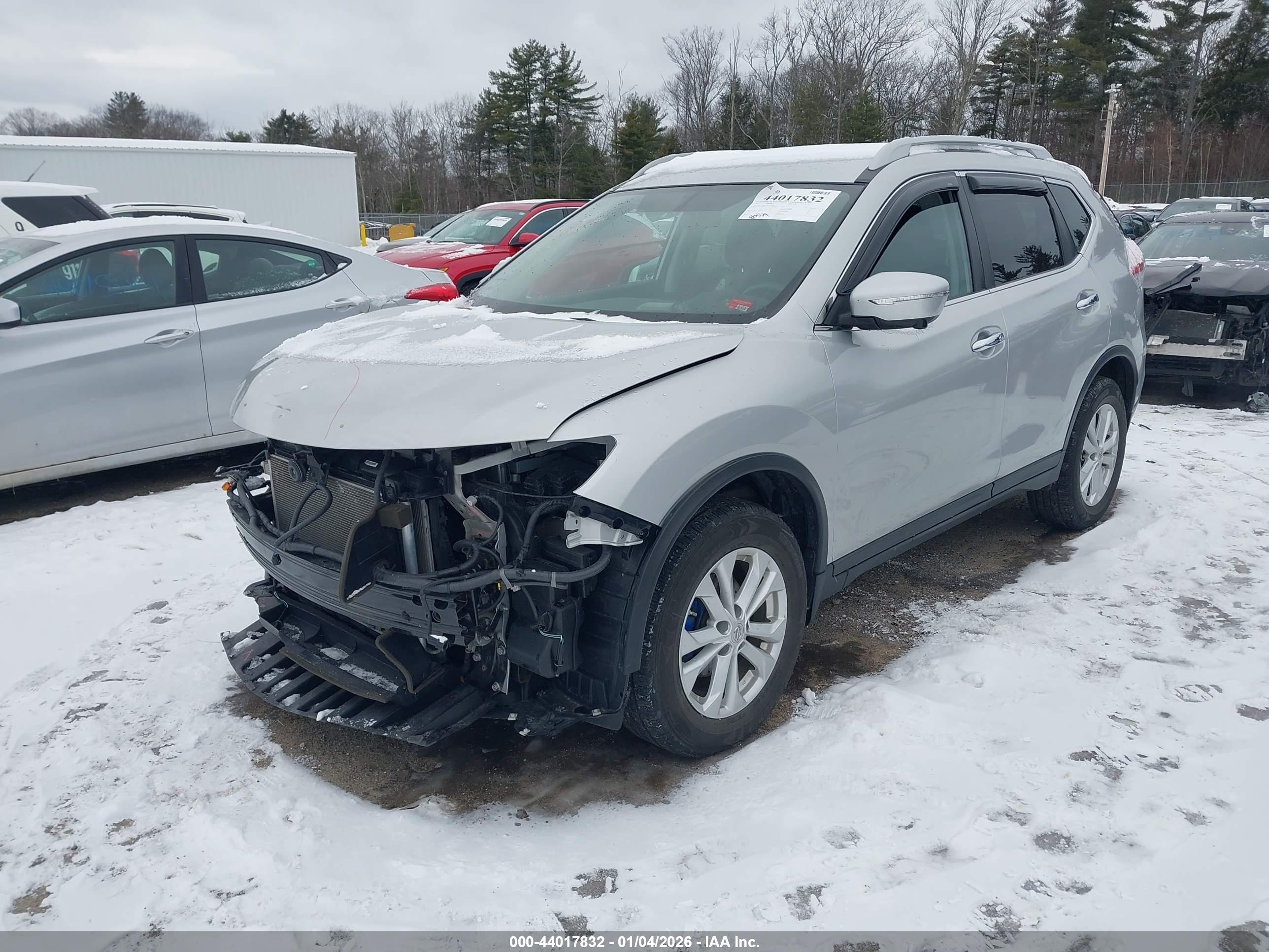 NISSAN ROGUE image 2