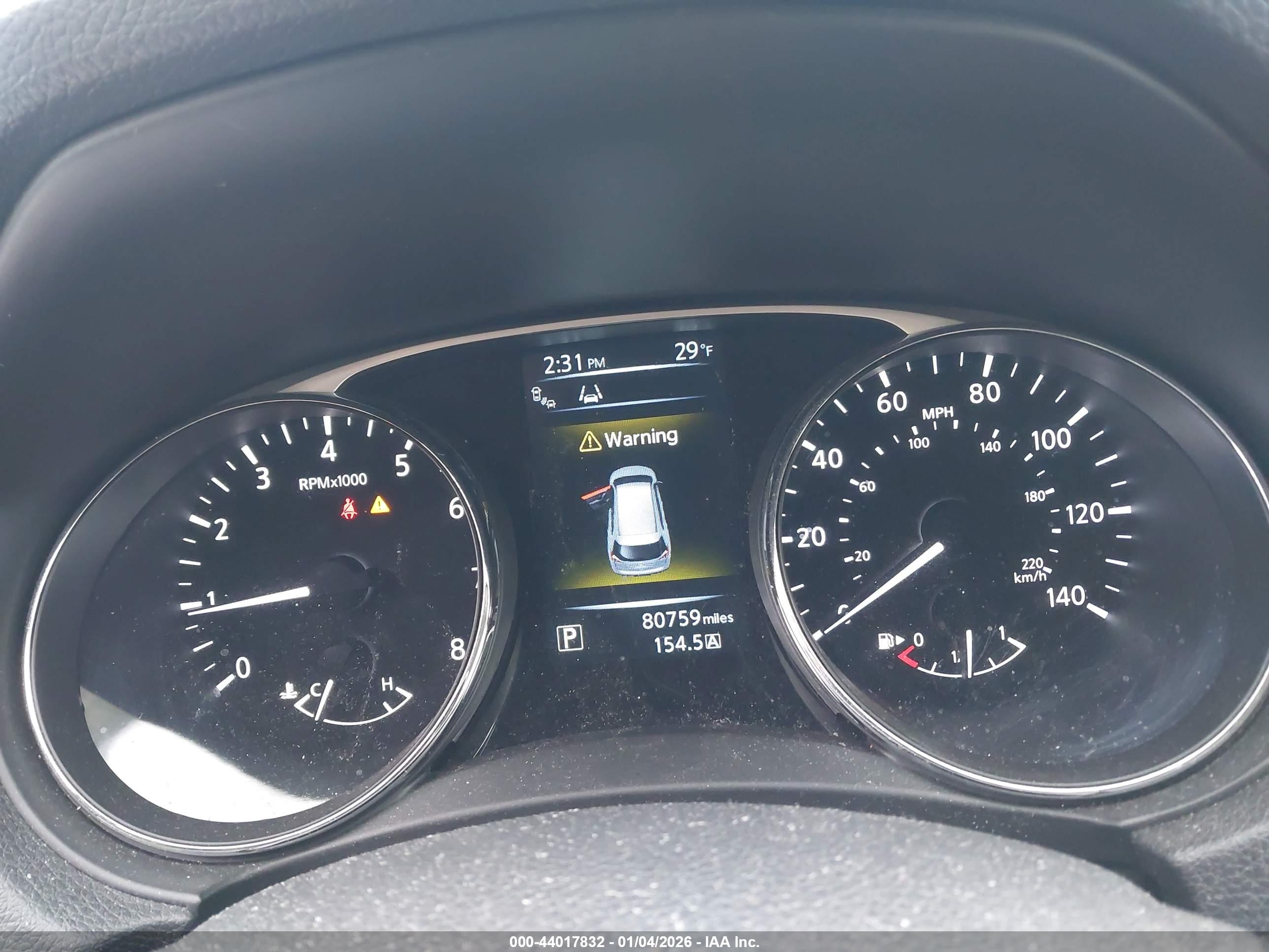 NISSAN ROGUE image 7