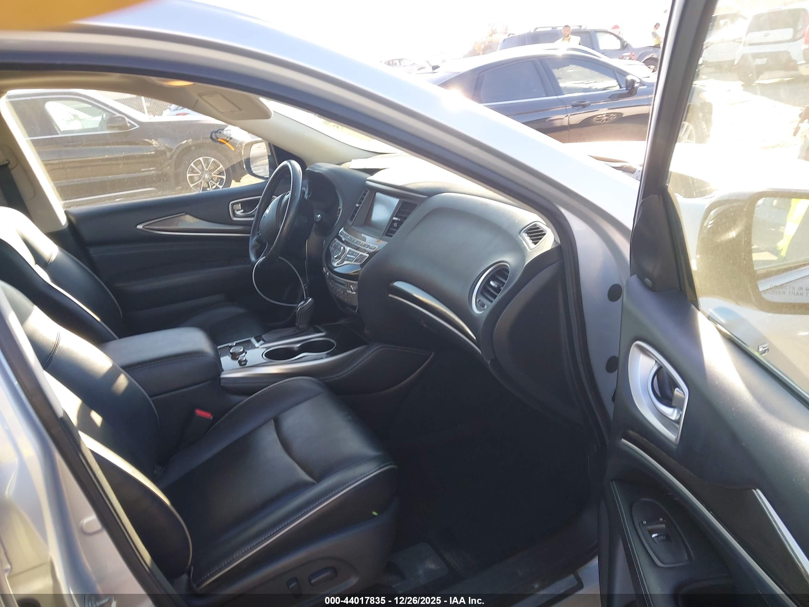 INFINITI QX60 image 5