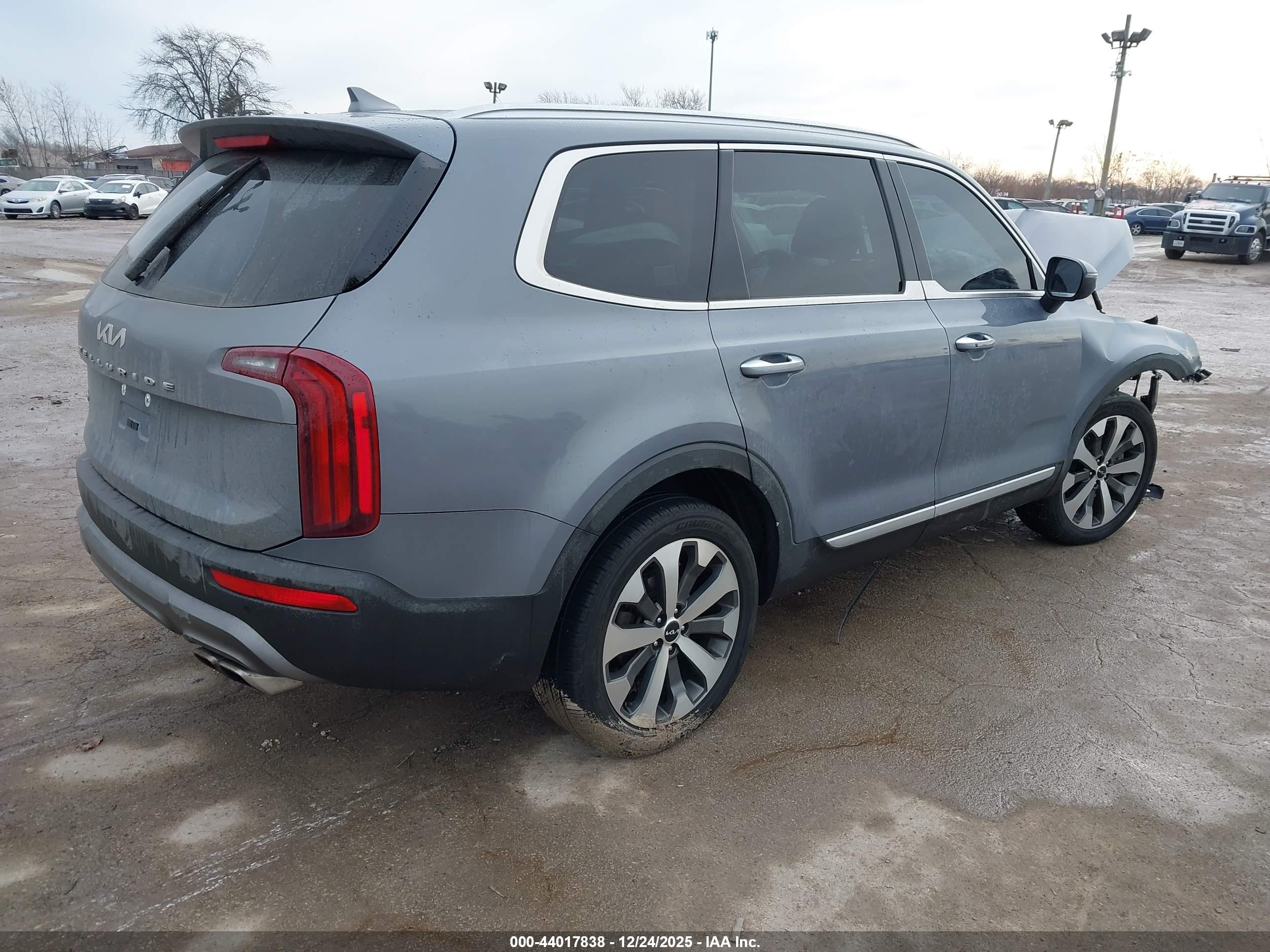 KIA TELLURIDE image 4