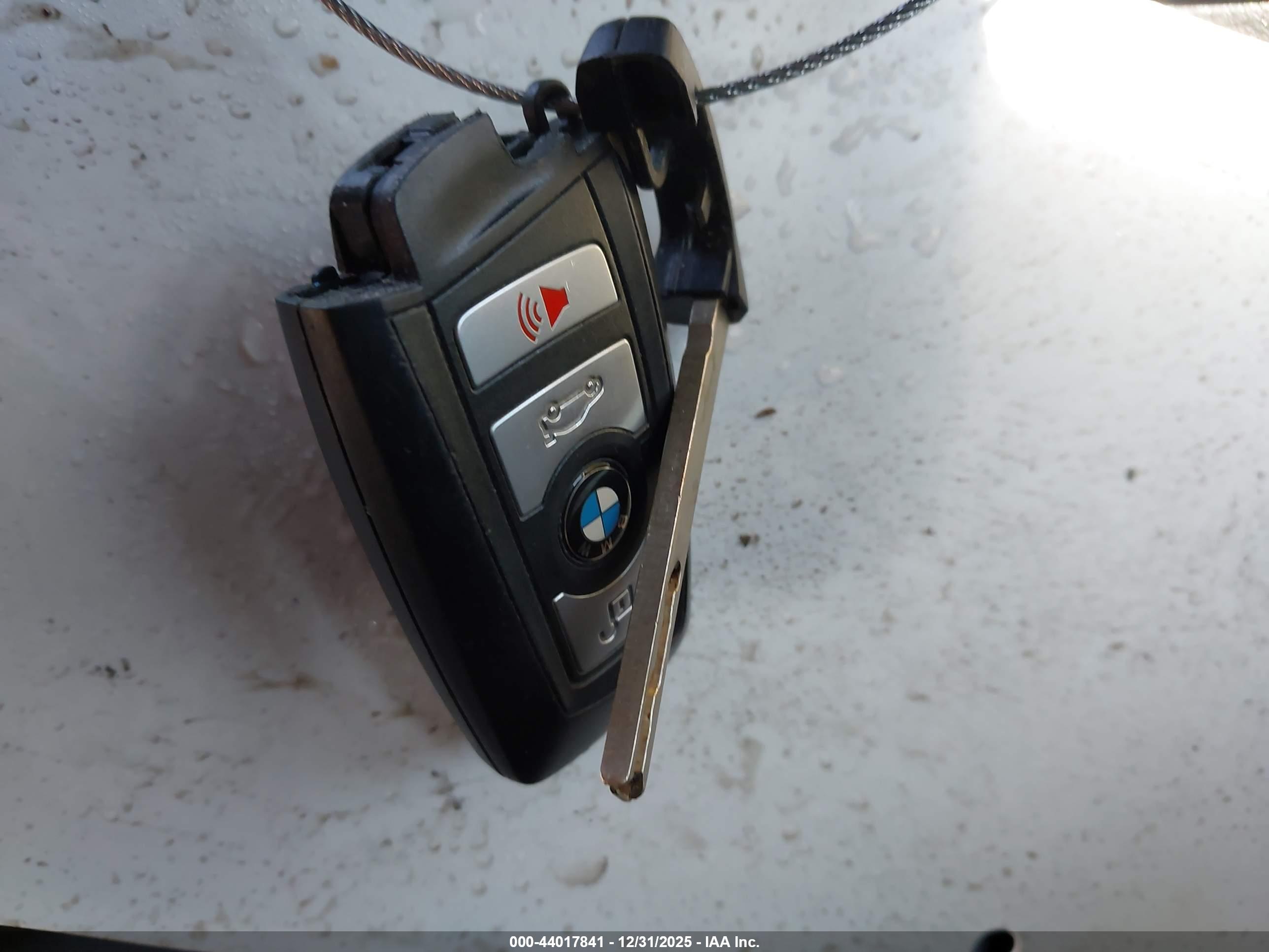 BMW X4 image 11