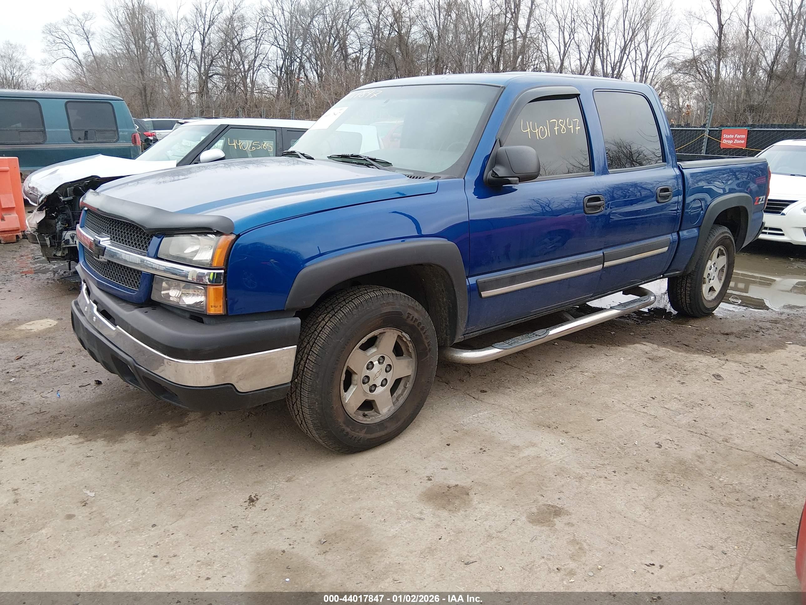 CHEVROLET SILVERADO image 2