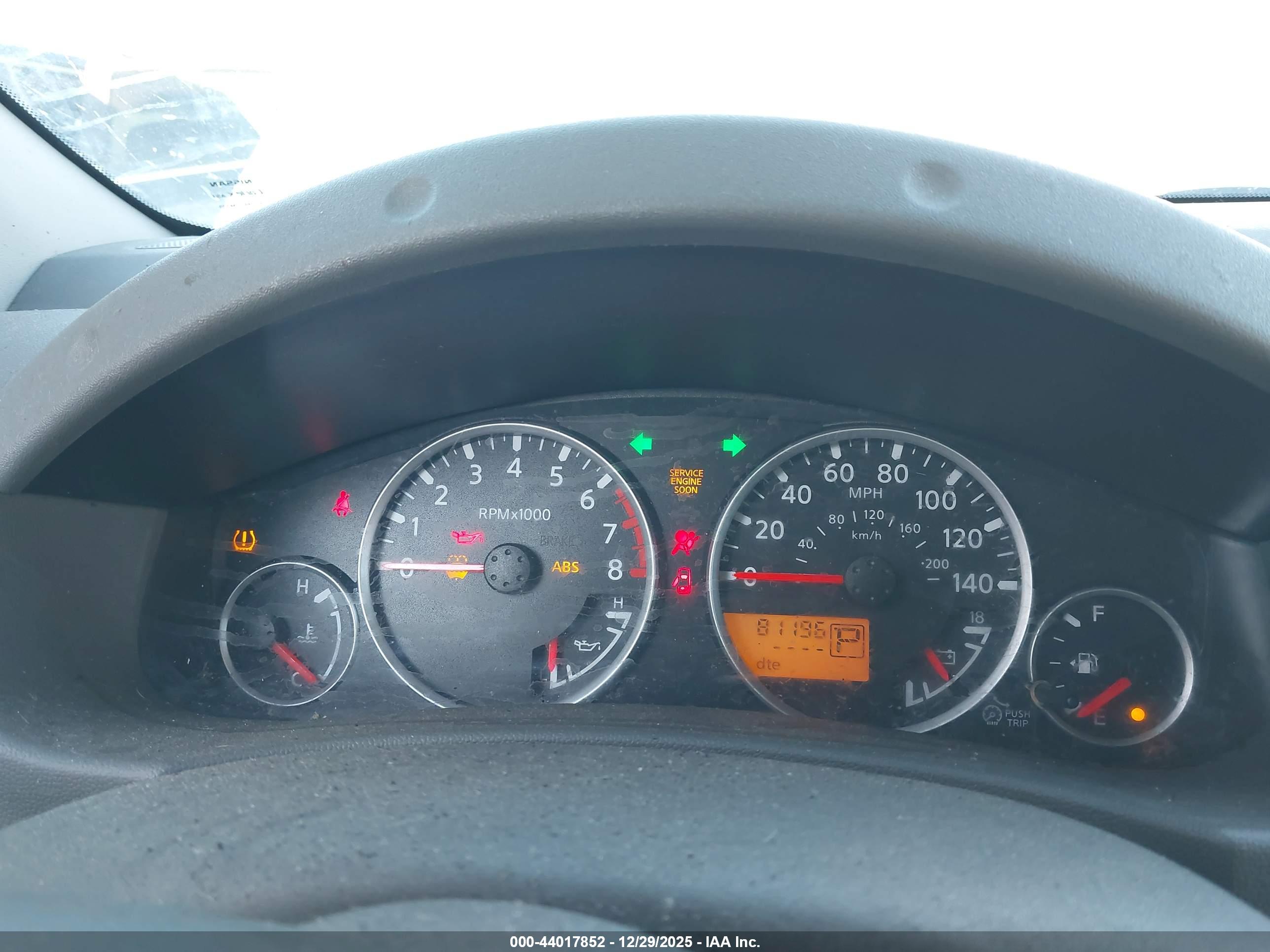 NISSAN FRONTIER image 7