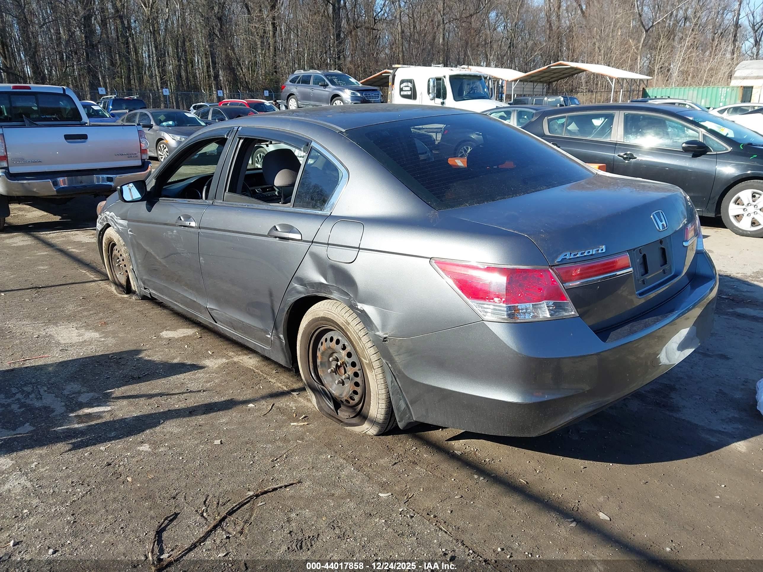 HONDA ACCORD image 3
