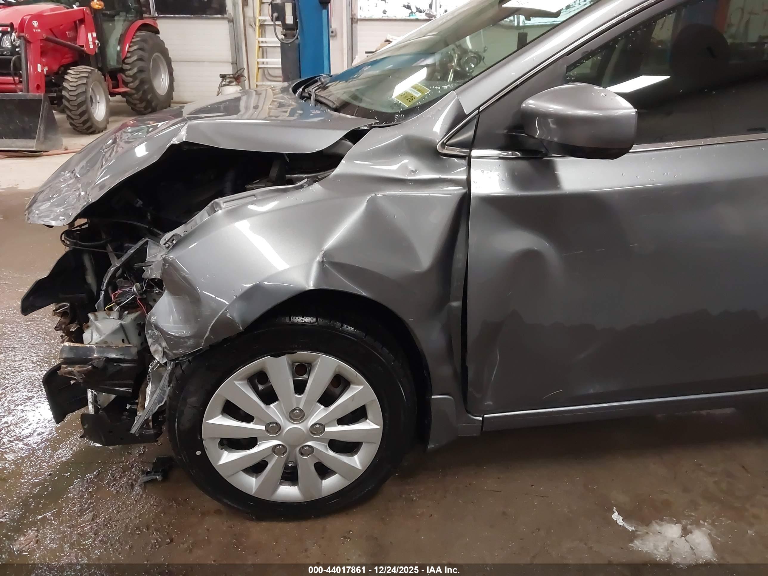NISSAN SENTRA image 6